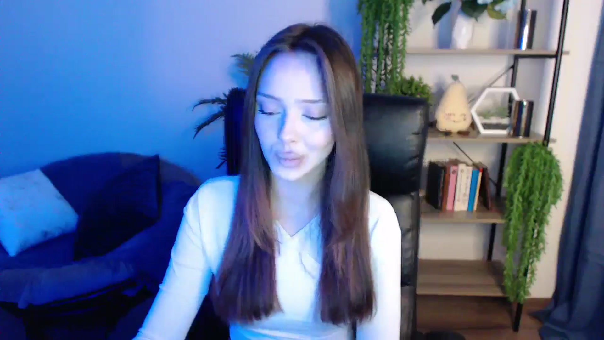 Gallery image thumbnail from KateManelli's myfreecams stream on, 03/04/2025, 11:00 image 3 of 20