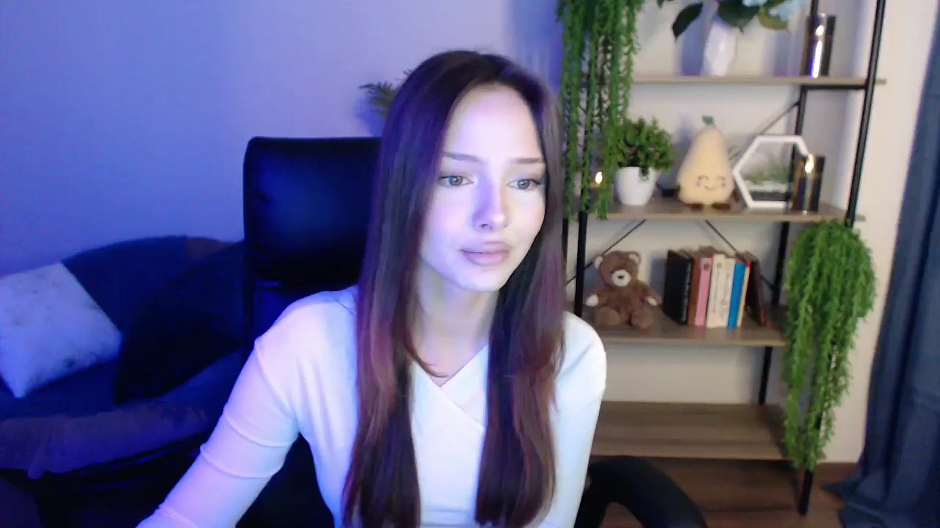 Gallery image thumbnail from KateManelli's myfreecams stream on, 03/04/2025, 11:32 image 19 of 20