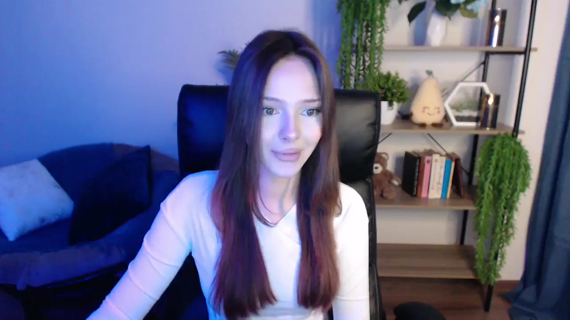 Gallery image thumbnail from KateManelli's myfreecams stream on, 03/04/2025, 13:16 image 13 of 20