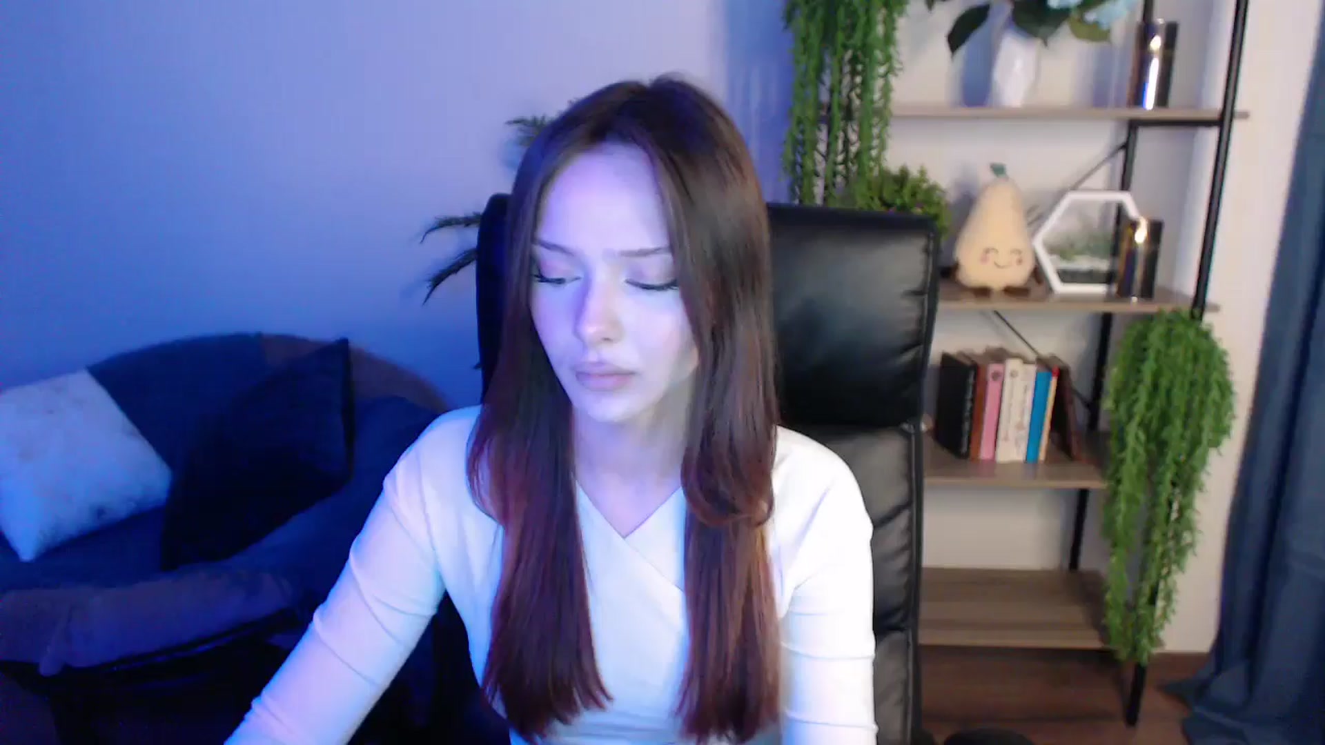 Gallery image thumbnail from KateManelli's myfreecams stream on, 03/04/2025, 13:16 image 8 of 20