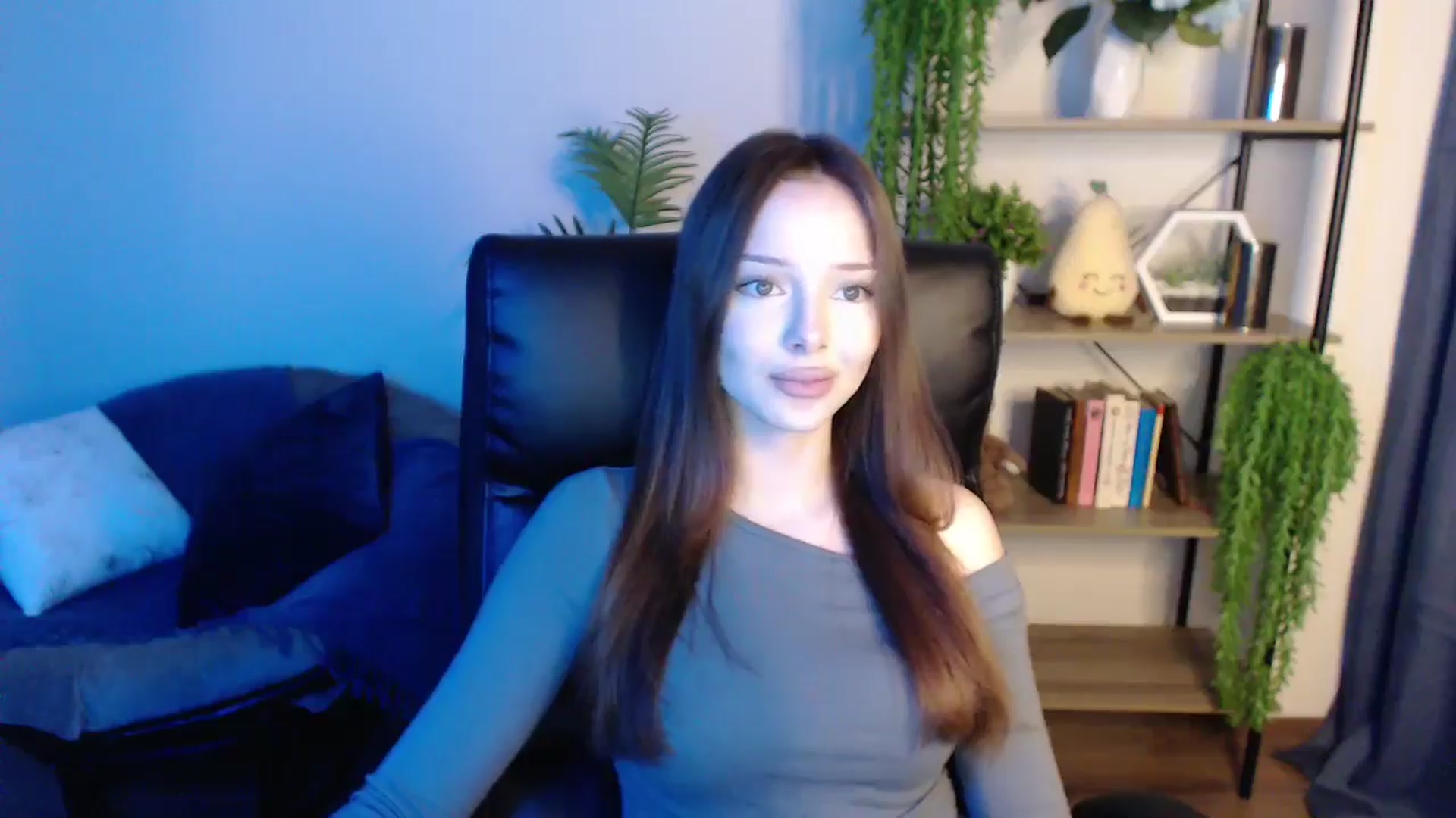 Gallery image thumbnail from KateManelli's myfreecams stream on, 03/05/2025, 13:41 image 2 of 20