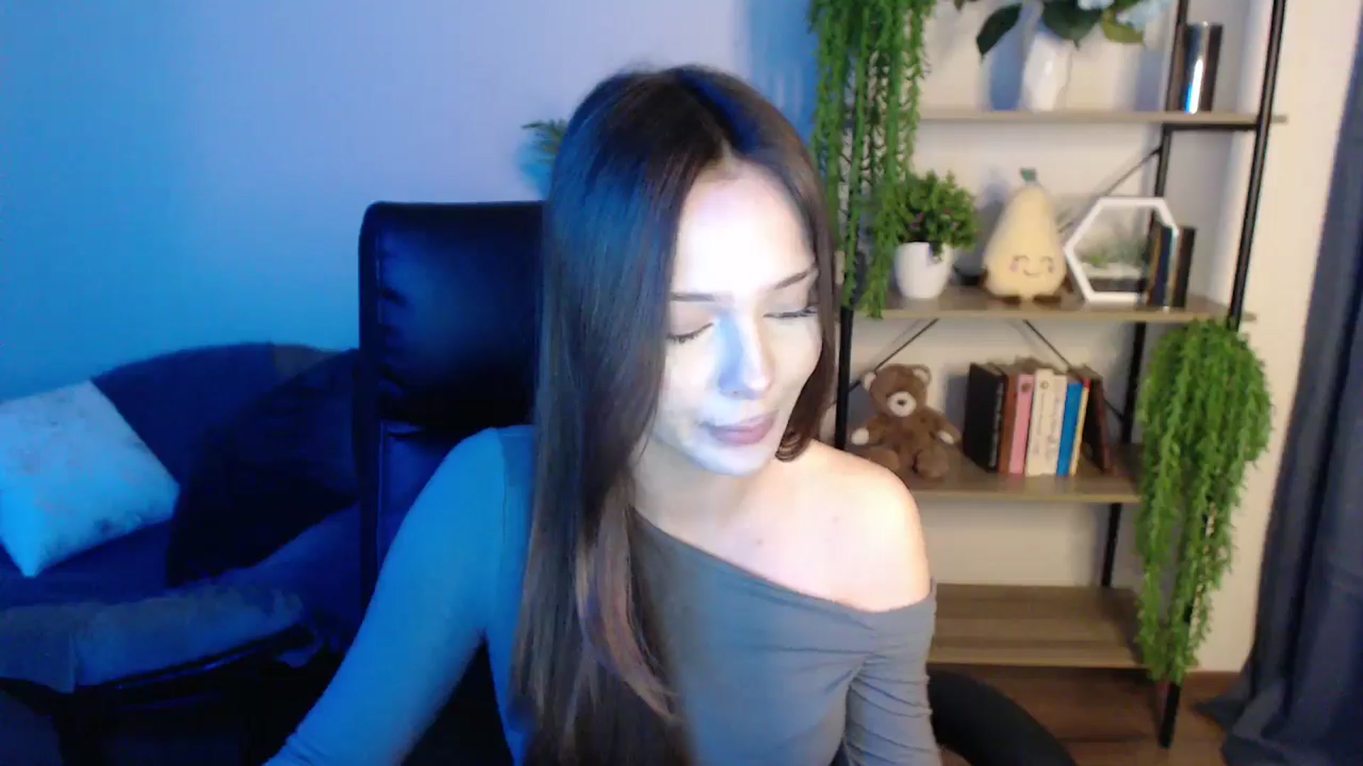 Gallery image thumbnail from KateManelli's myfreecams stream on, 03/05/2025, 14:12 image 4 of 20