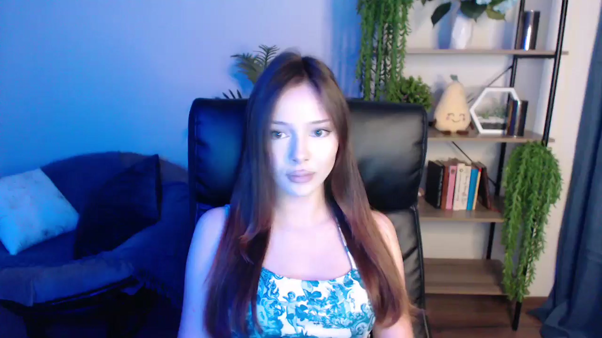 Gallery image thumbnail from KateManelli's myfreecams stream on, 03/07/2025, 11:47 image 1 of 20