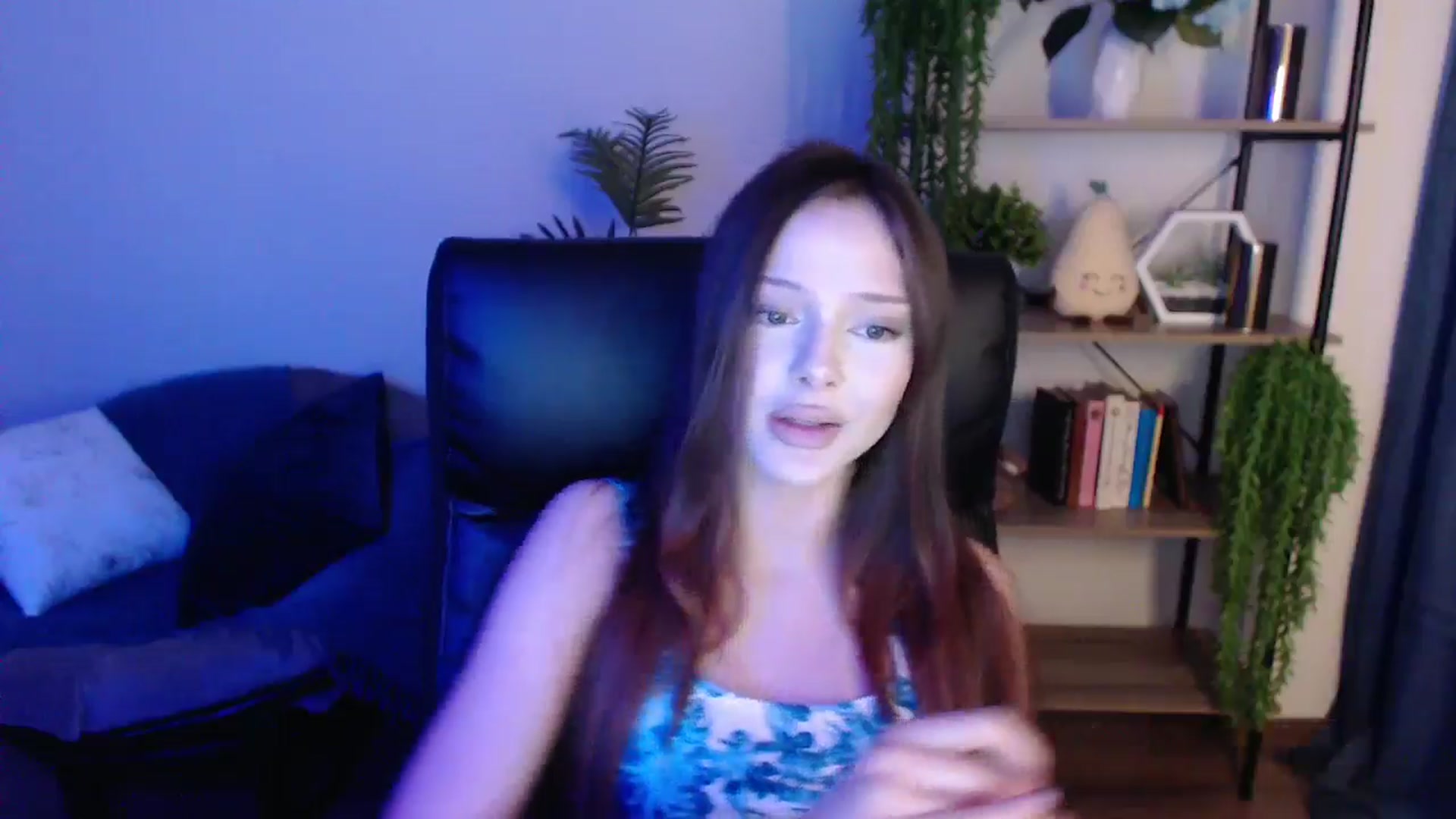 Gallery image thumbnail from KateManelli's myfreecams stream on, 03/07/2025, 11:47 image 18 of 20