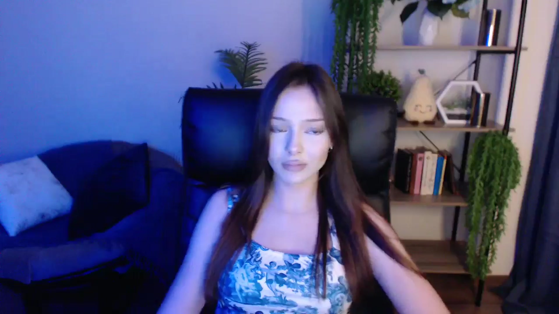 Gallery image thumbnail from KateManelli's myfreecams stream on, 03/07/2025, 12:32 image 2 of 20