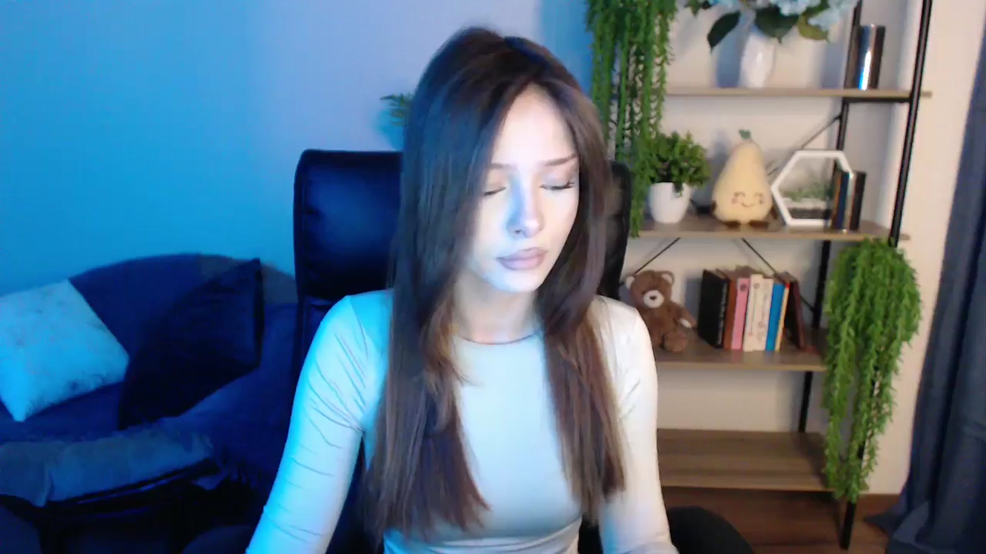 Gallery image thumbnail from KateManelli's myfreecams stream on, 03/08/2025, 09:53 image 7 of 20