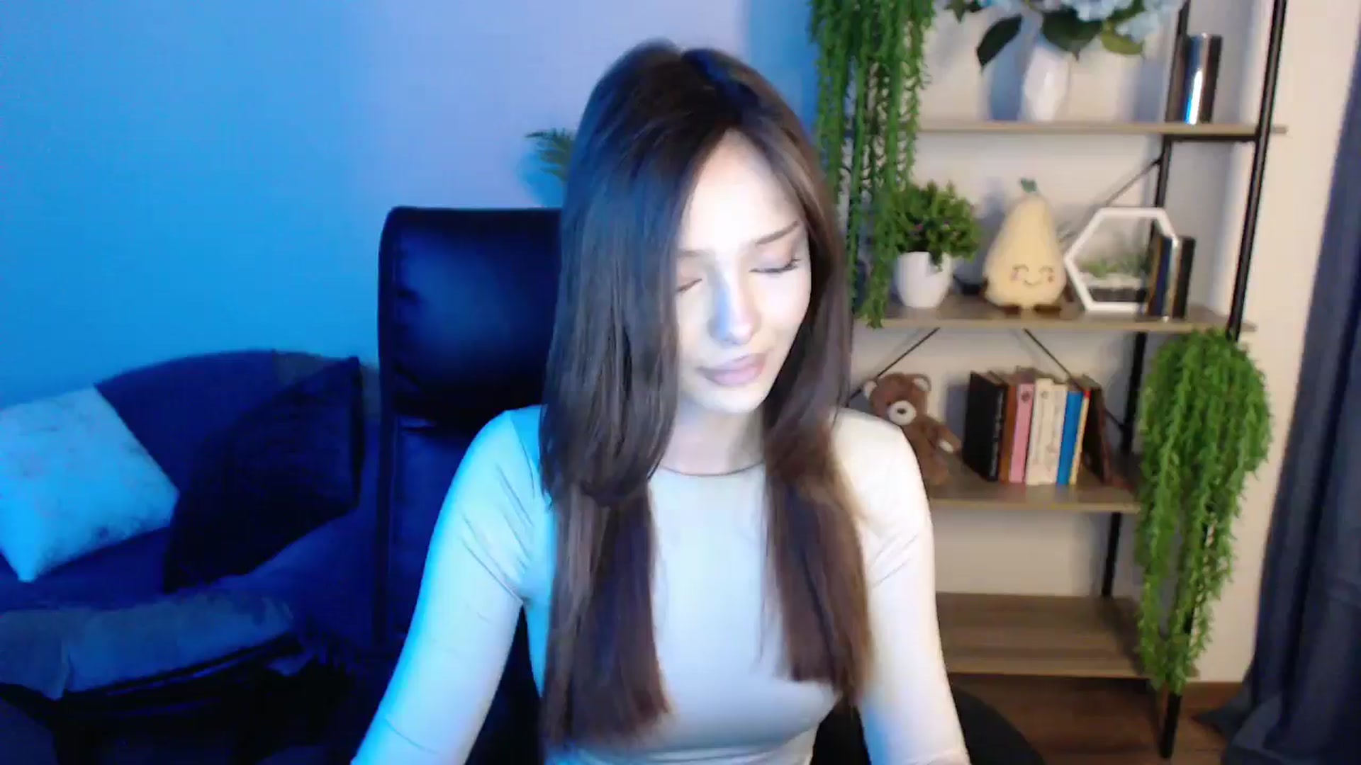 Gallery image thumbnail from KateManelli's myfreecams stream on, 03/08/2025, 09:53 image 15 of 20