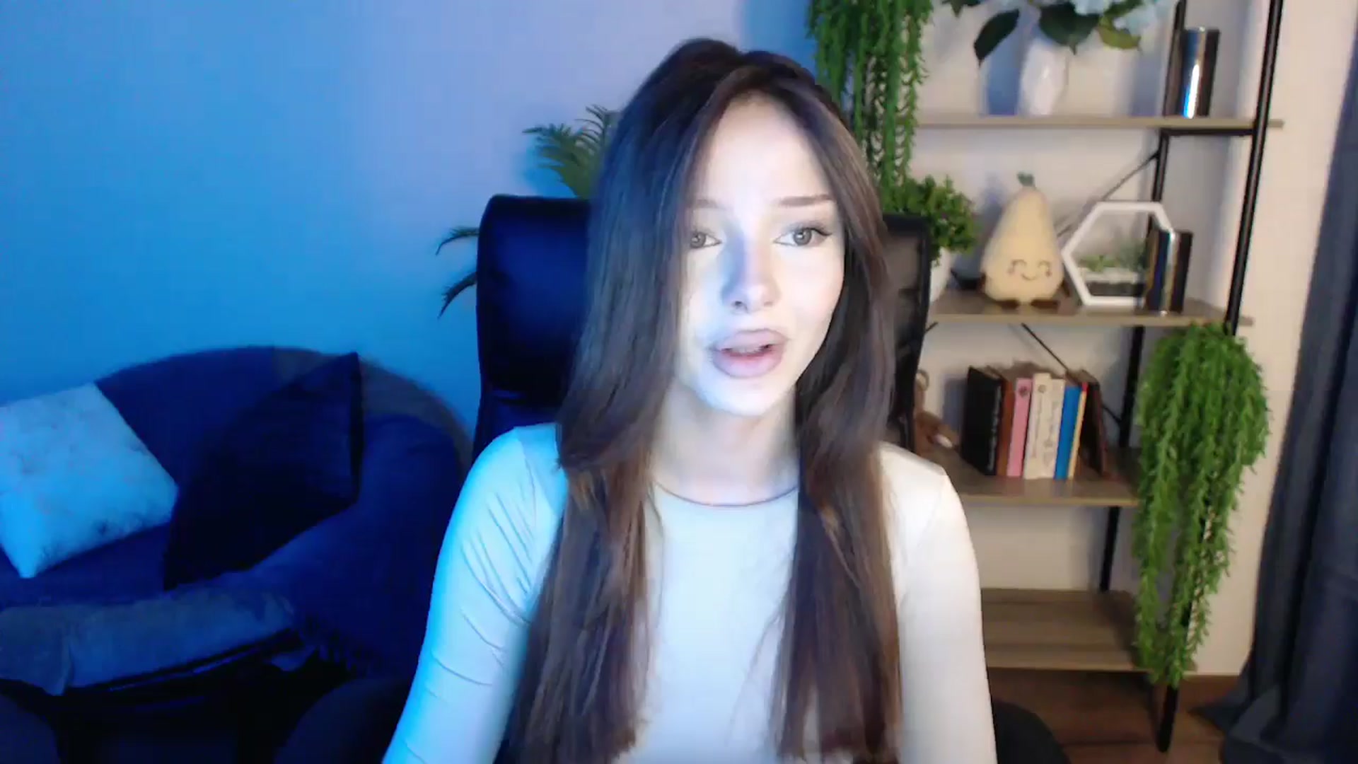 Gallery image thumbnail from KateManelli's myfreecams stream on, 03/08/2025, 09:53 image 2 of 20