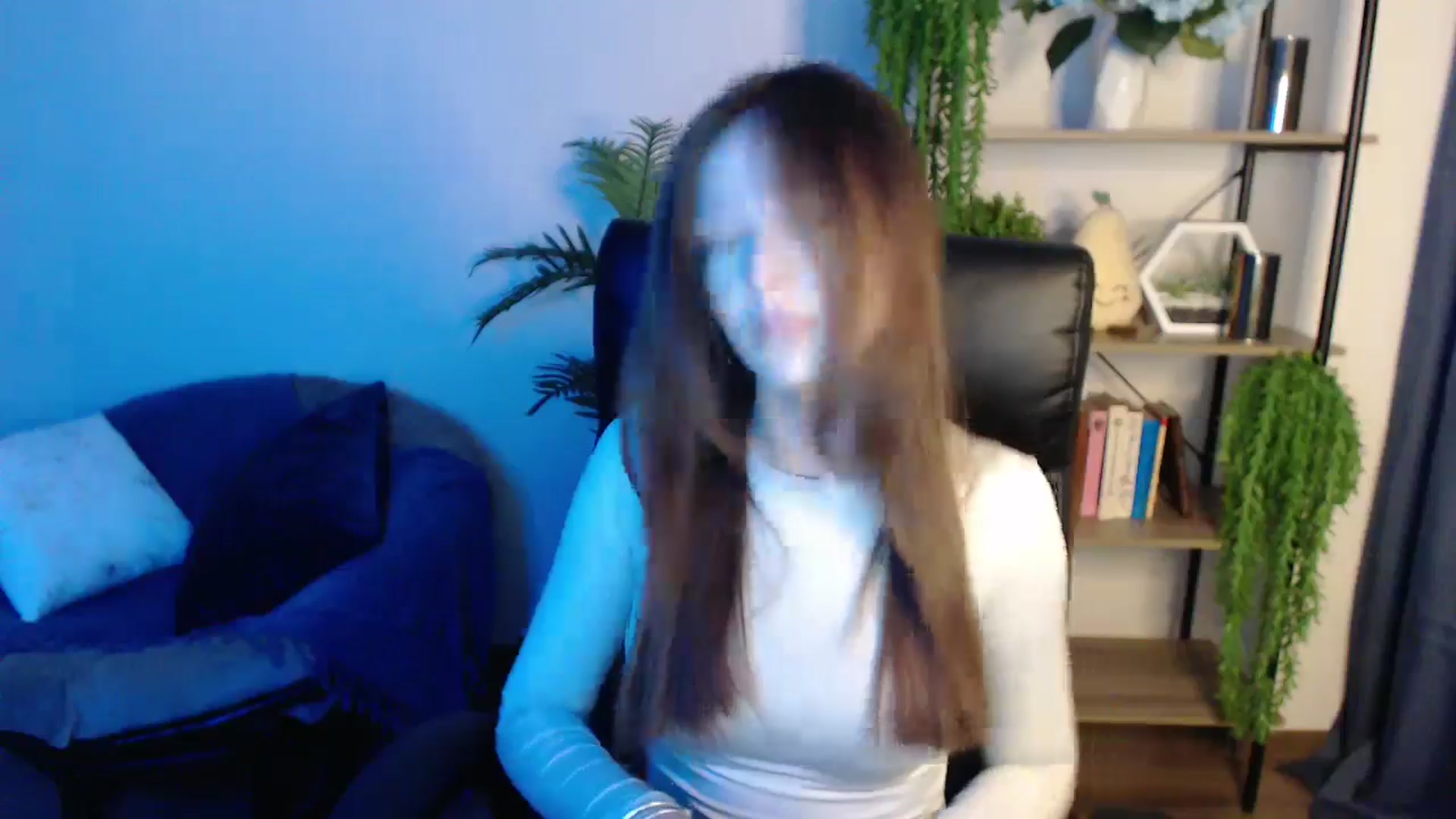 Gallery image thumbnail from KateManelli's myfreecams stream on, 03/08/2025, 10:19 image 6 of 20