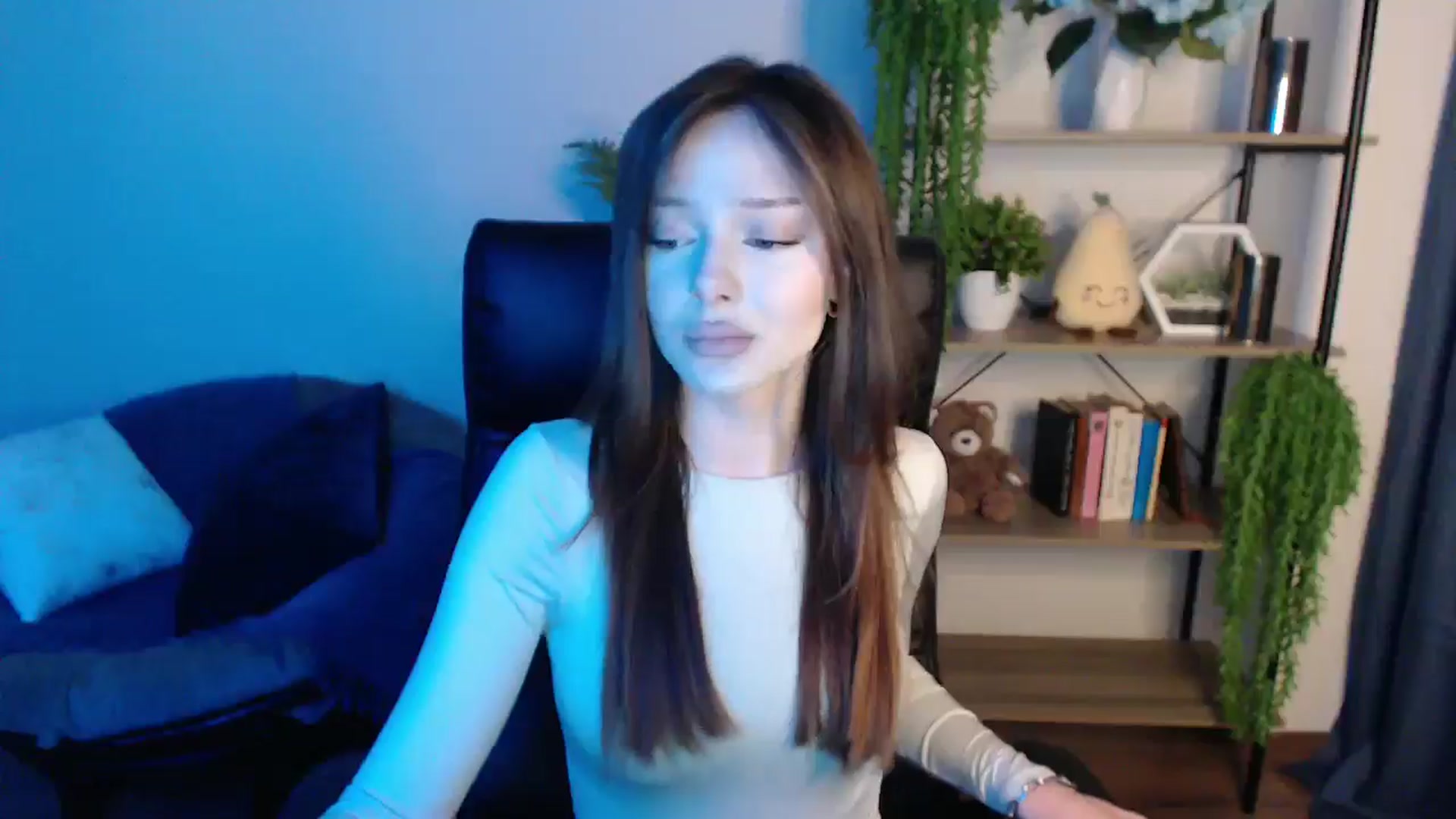 Gallery image thumbnail from KateManelli's myfreecams stream on, 03/08/2025, 11:06 image 20 of 20