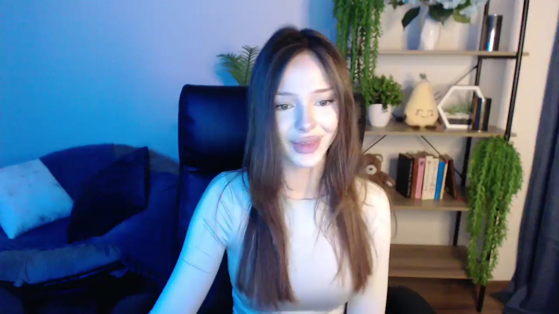 Gallery image thumbnail from KateManelli's myfreecams stream on, 03/08/2025, 13:03 image 17 of 20