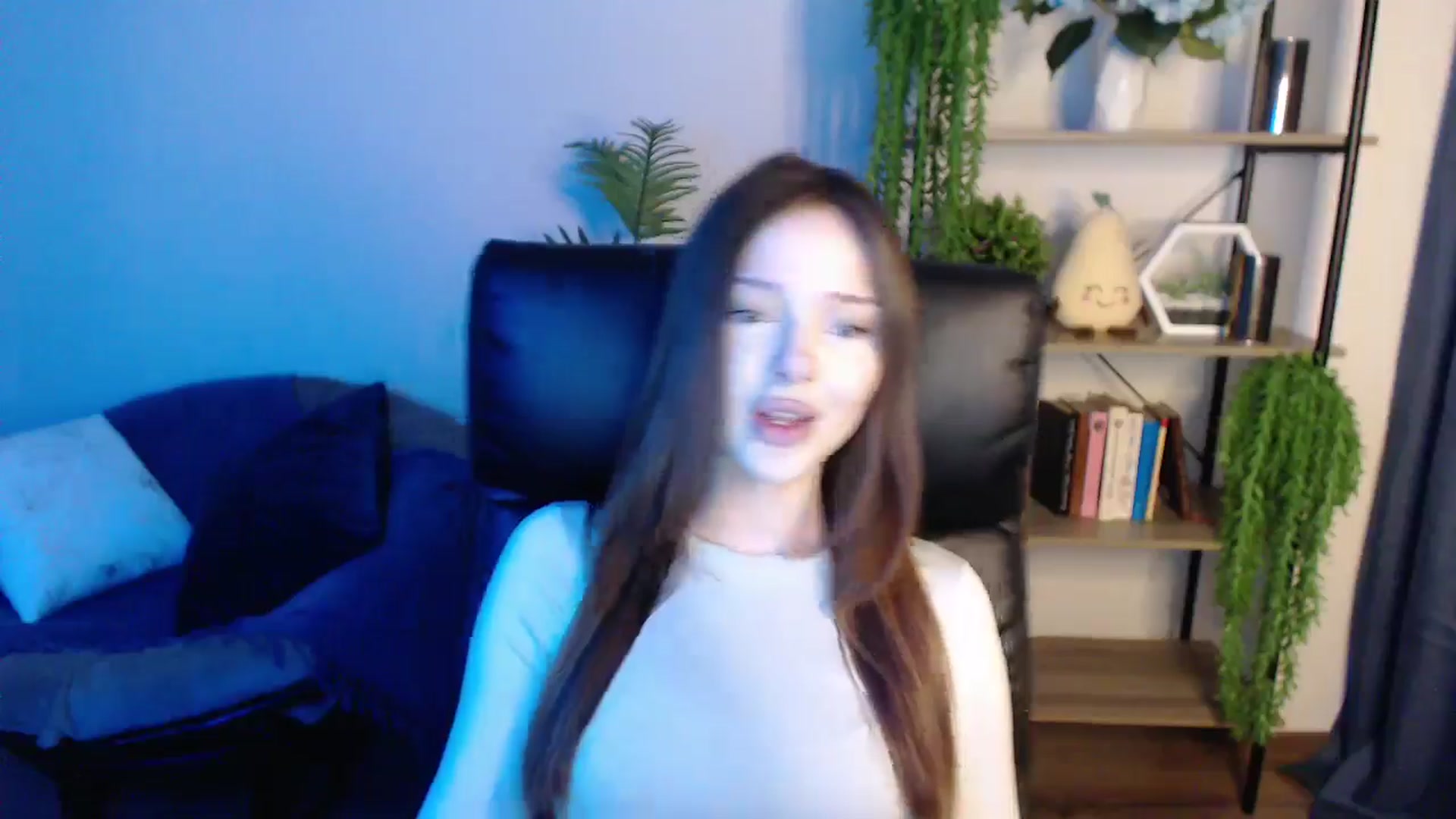 Gallery image thumbnail from KateManelli's myfreecams stream on, 03/08/2025, 13:03 image 8 of 20