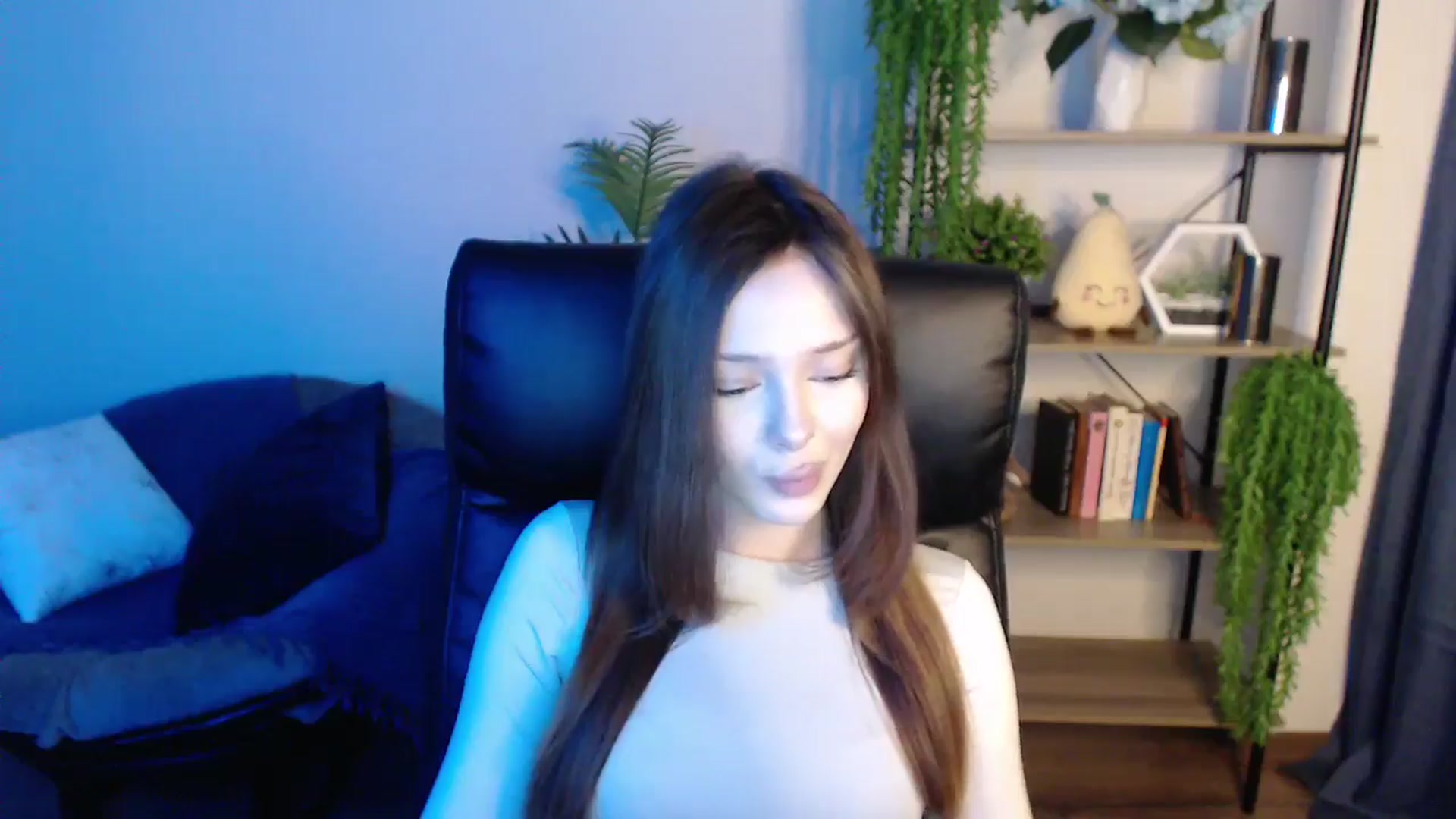 Gallery image thumbnail from KateManelli's myfreecams stream on, 03/08/2025, 13:03 image 11 of 20