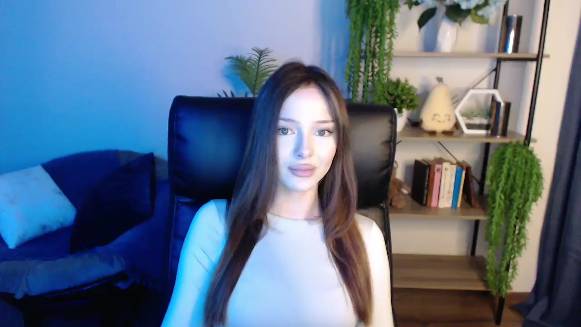 Gallery image thumbnail from KateManelli's myfreecams stream on, 03/08/2025, 13:03 image 7 of 20