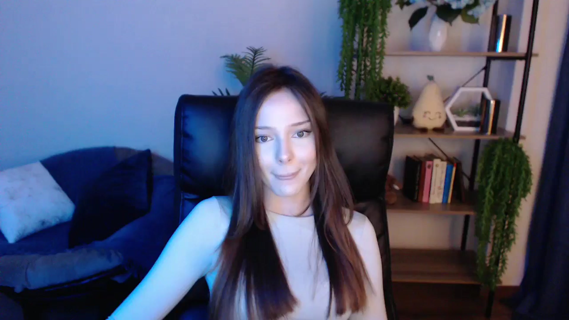 Gallery image thumbnail from KateManelli's myfreecams stream on, 03/08/2025, 14:11 image 15 of 20
