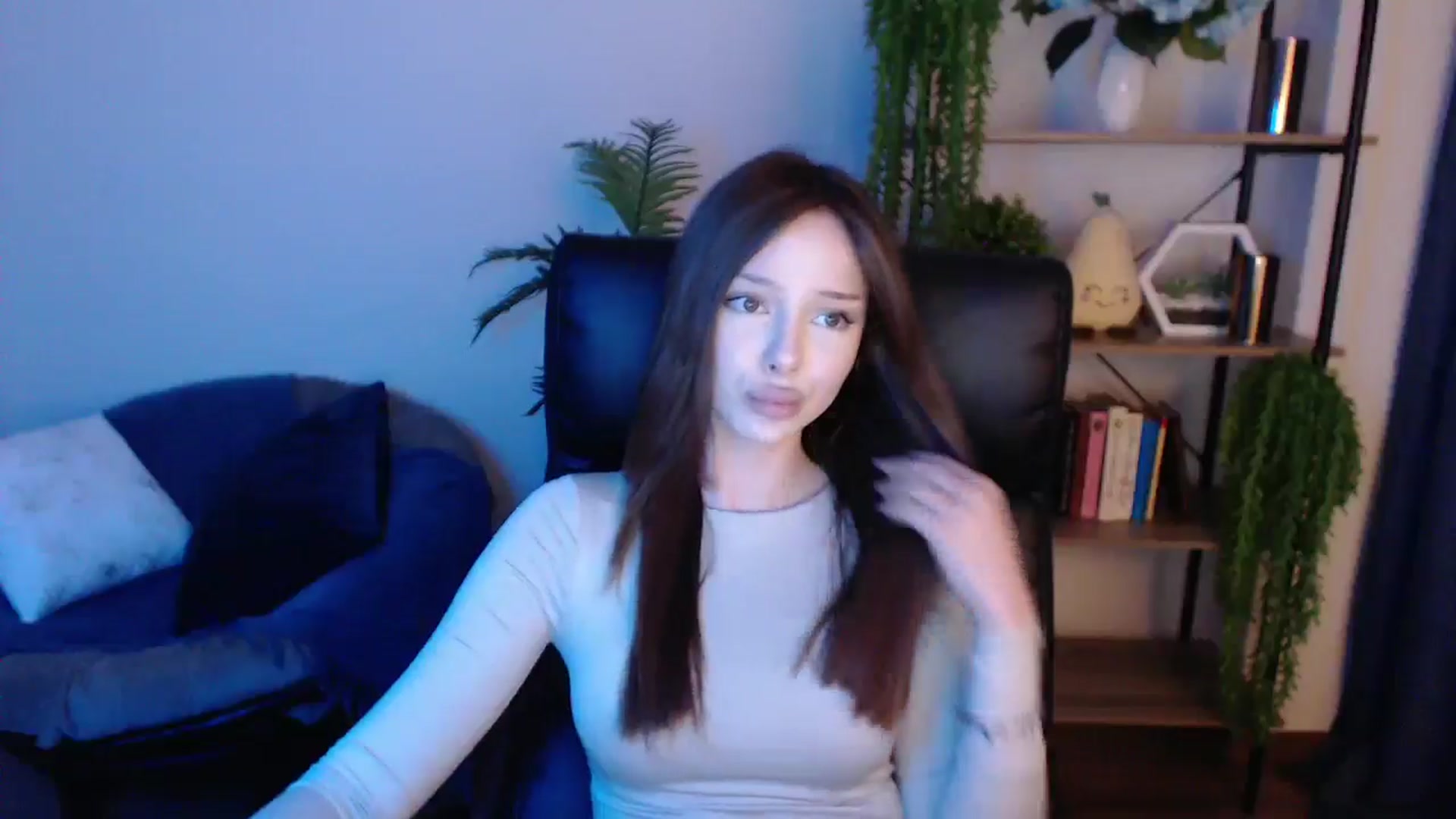 Gallery image thumbnail from KateManelli's myfreecams stream on, 03/08/2025, 14:11 image 2 of 20