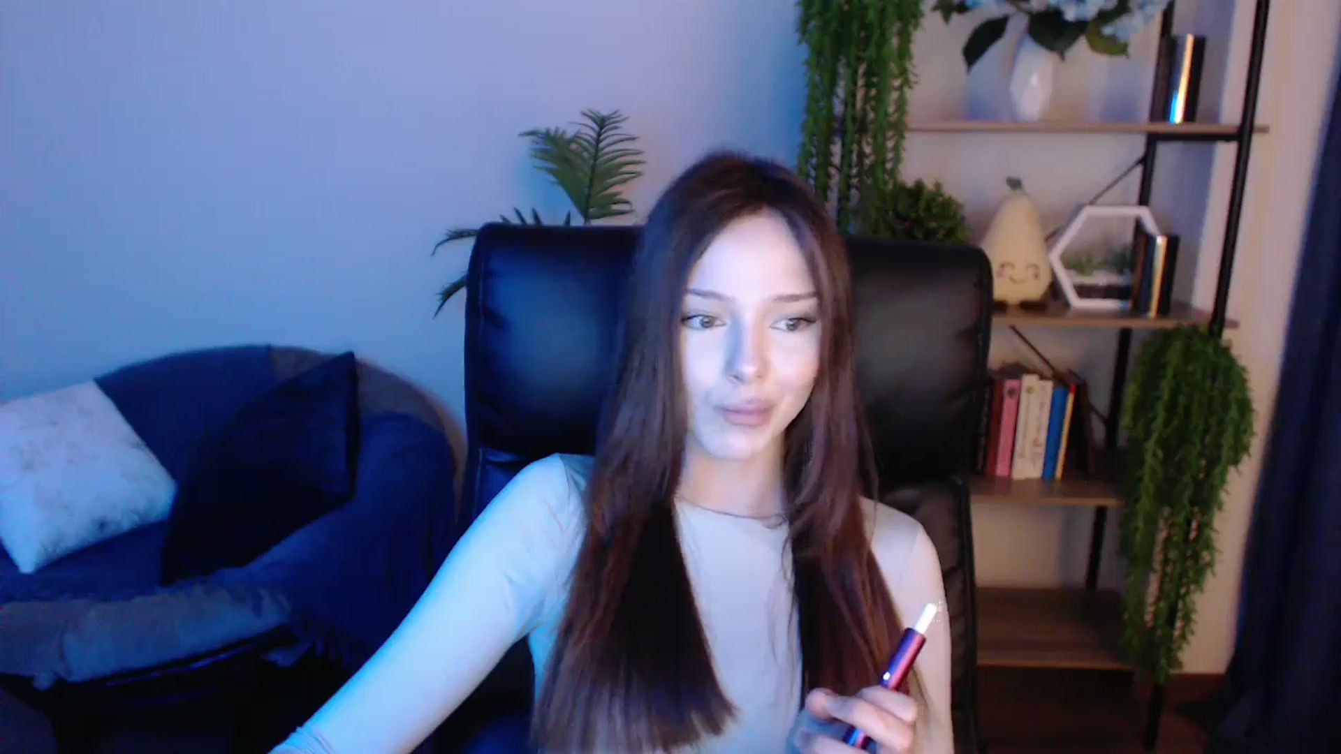 Gallery image thumbnail from KateManelli's myfreecams stream on, 03/08/2025, 14:11 image 17 of 20