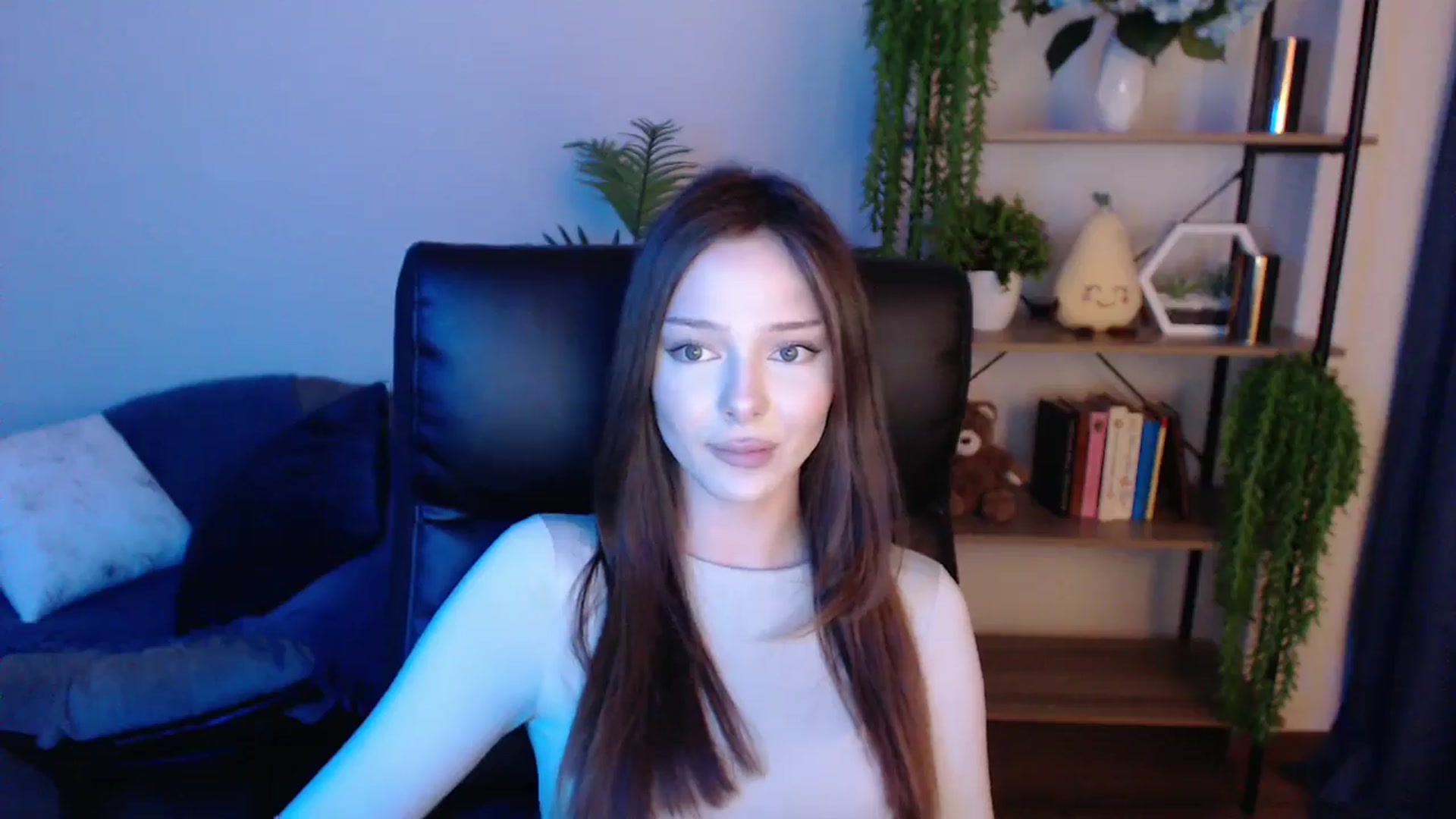 Gallery image thumbnail from KateManelli's myfreecams stream on, 03/08/2025, 14:43 image 6 of 20