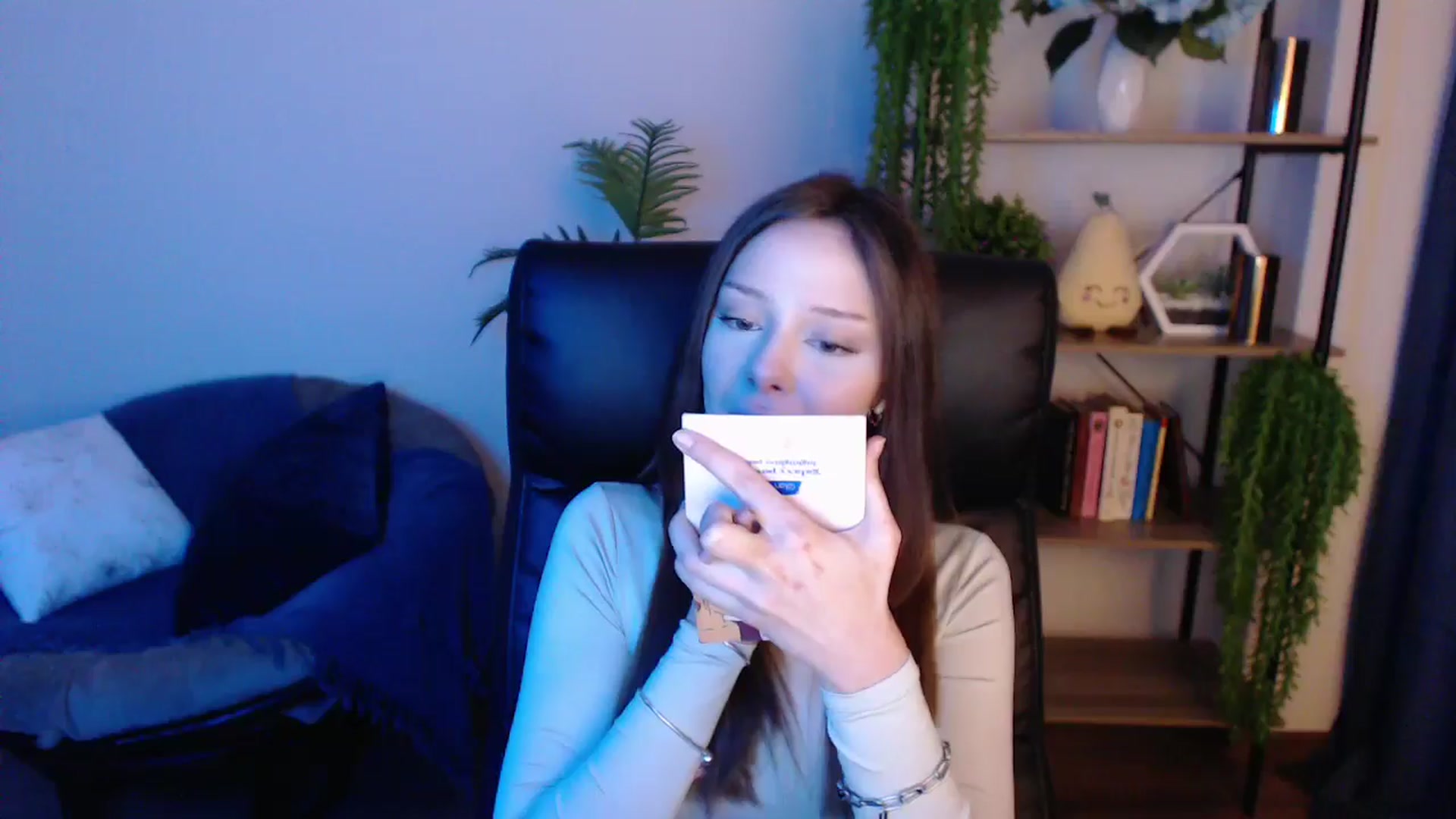 Gallery image thumbnail from KateManelli's myfreecams stream on, 03/08/2025, 14:43 image 20 of 20