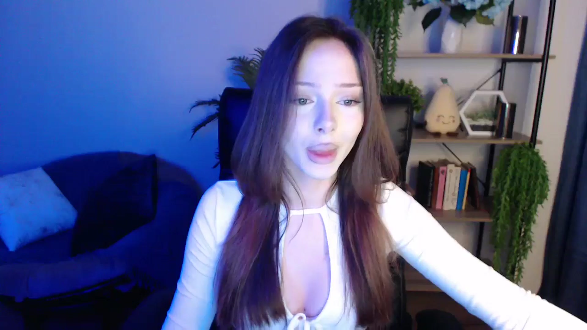 Gallery image thumbnail from KateManelli's myfreecams stream on, 03/10/2025, 09:16 image 3 of 20