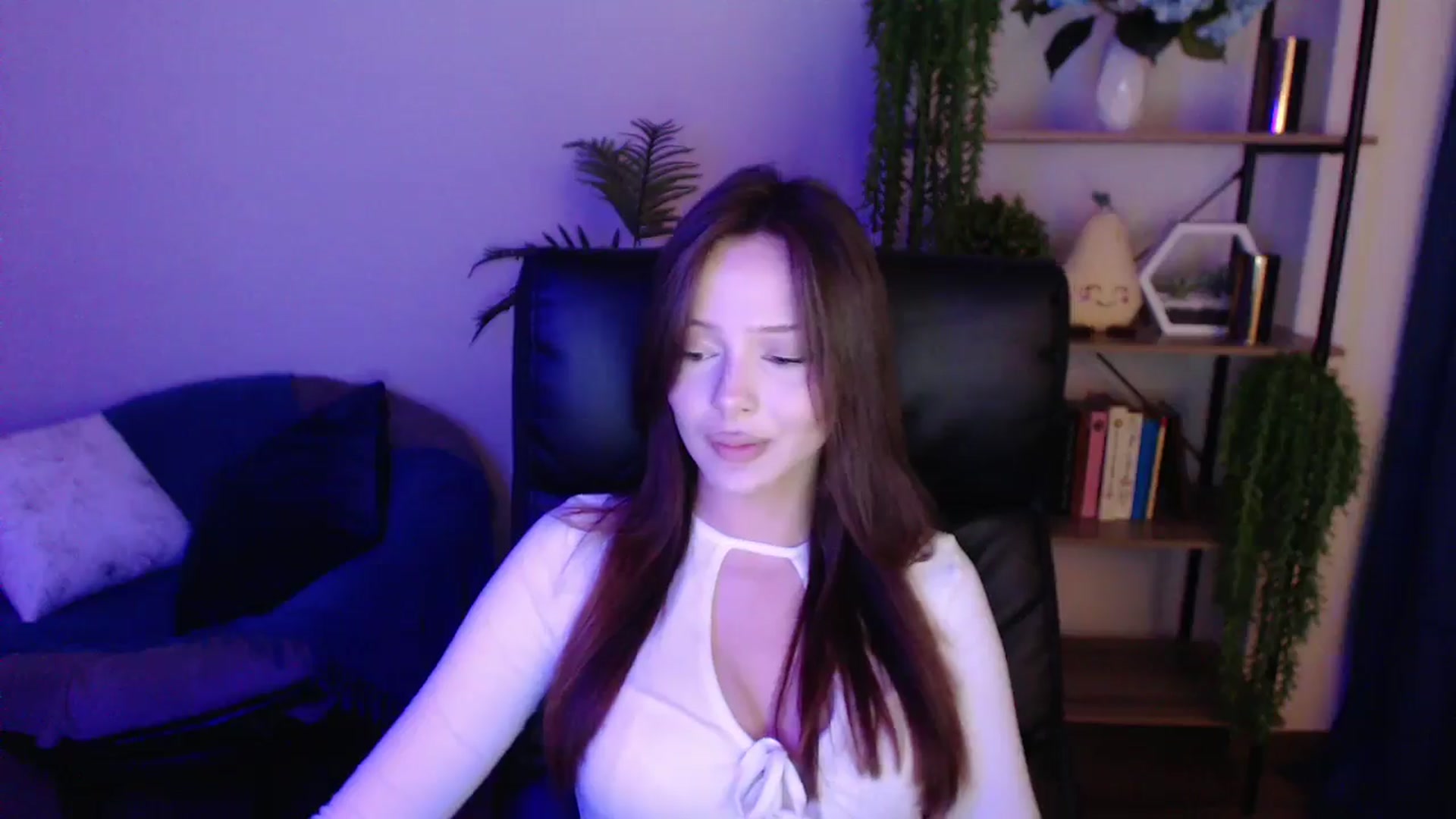 Gallery image thumbnail from KateManelli's myfreecams stream on, 03/10/2025, 13:41 image 20 of 20