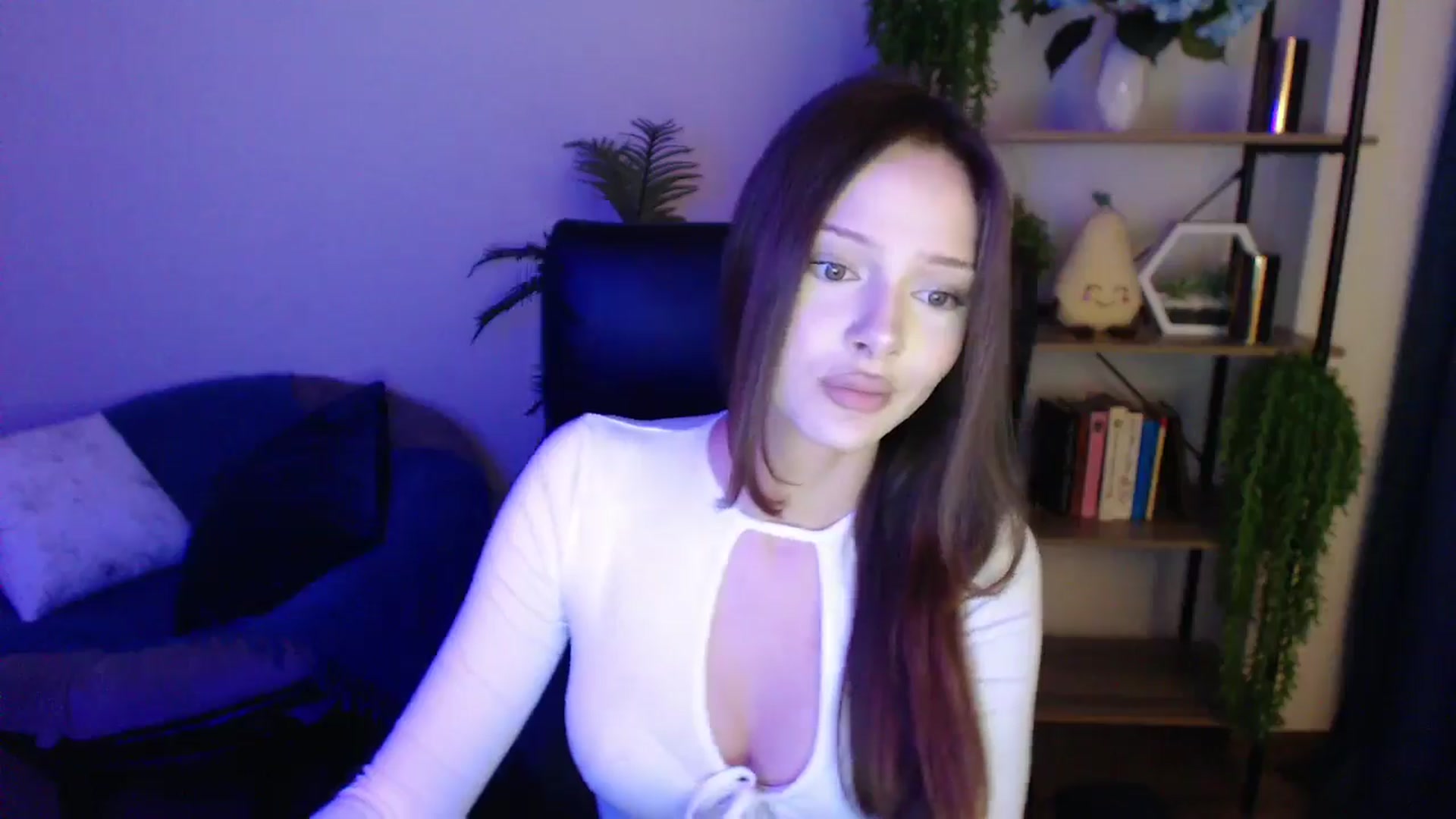 Gallery image thumbnail from KateManelli's myfreecams stream on, 03/10/2025, 14:27 image 19 of 20