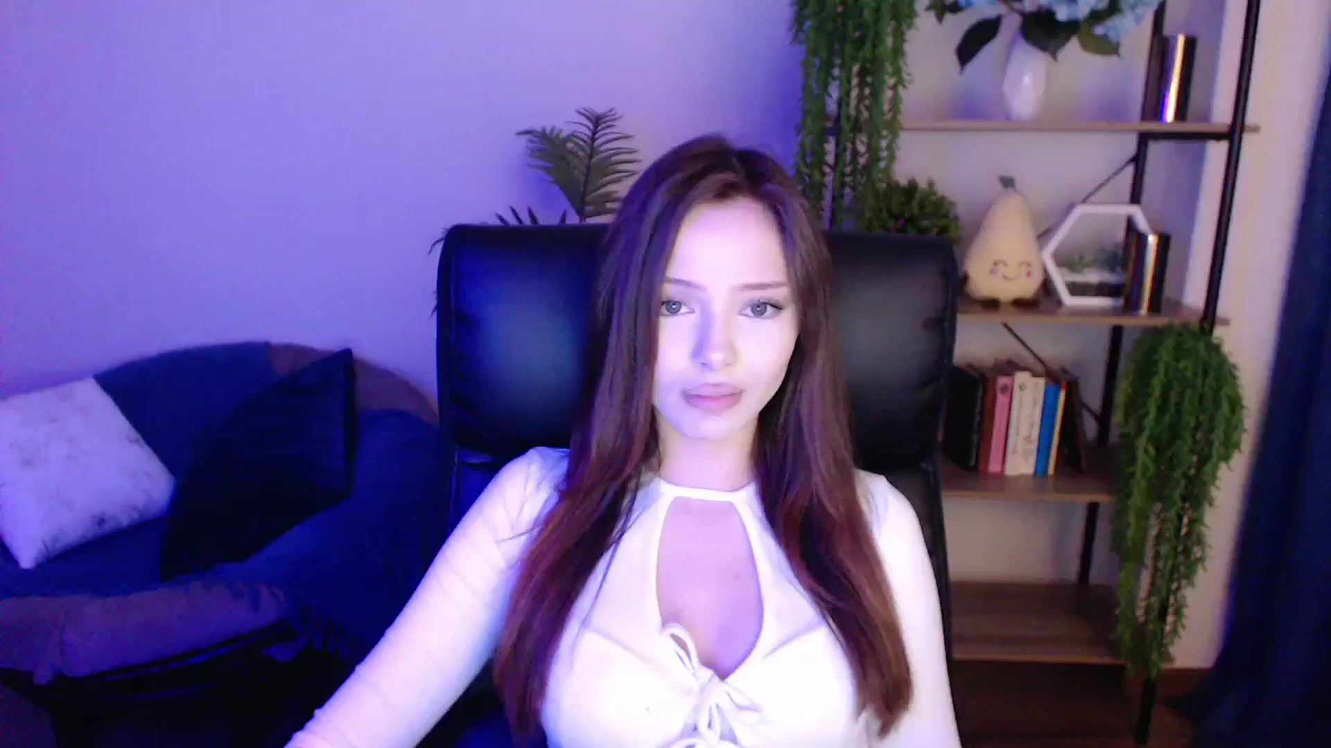 Gallery image thumbnail from KateManelli's myfreecams stream on, 03/14/2025, 10:44 image 1 of 20