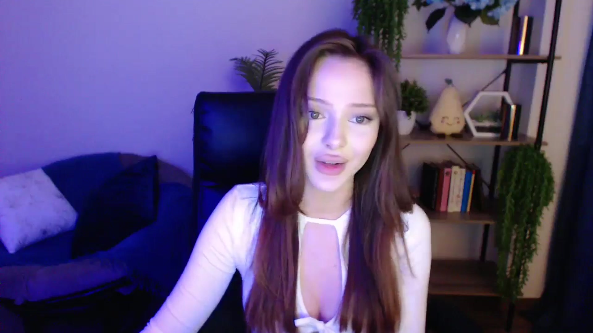 Gallery image thumbnail from KateManelli's myfreecams stream on, 03/14/2025, 13:02 image 2 of 20