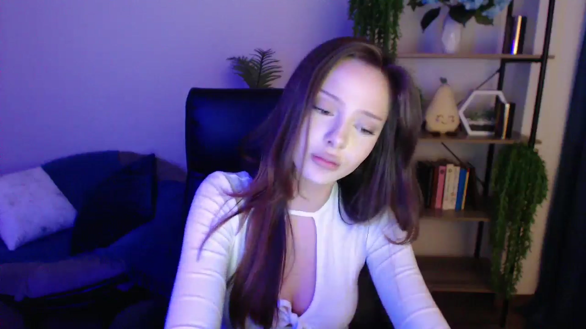 Gallery image thumbnail from KateManelli's myfreecams stream on, 03/14/2025, 13:02 image 17 of 20
