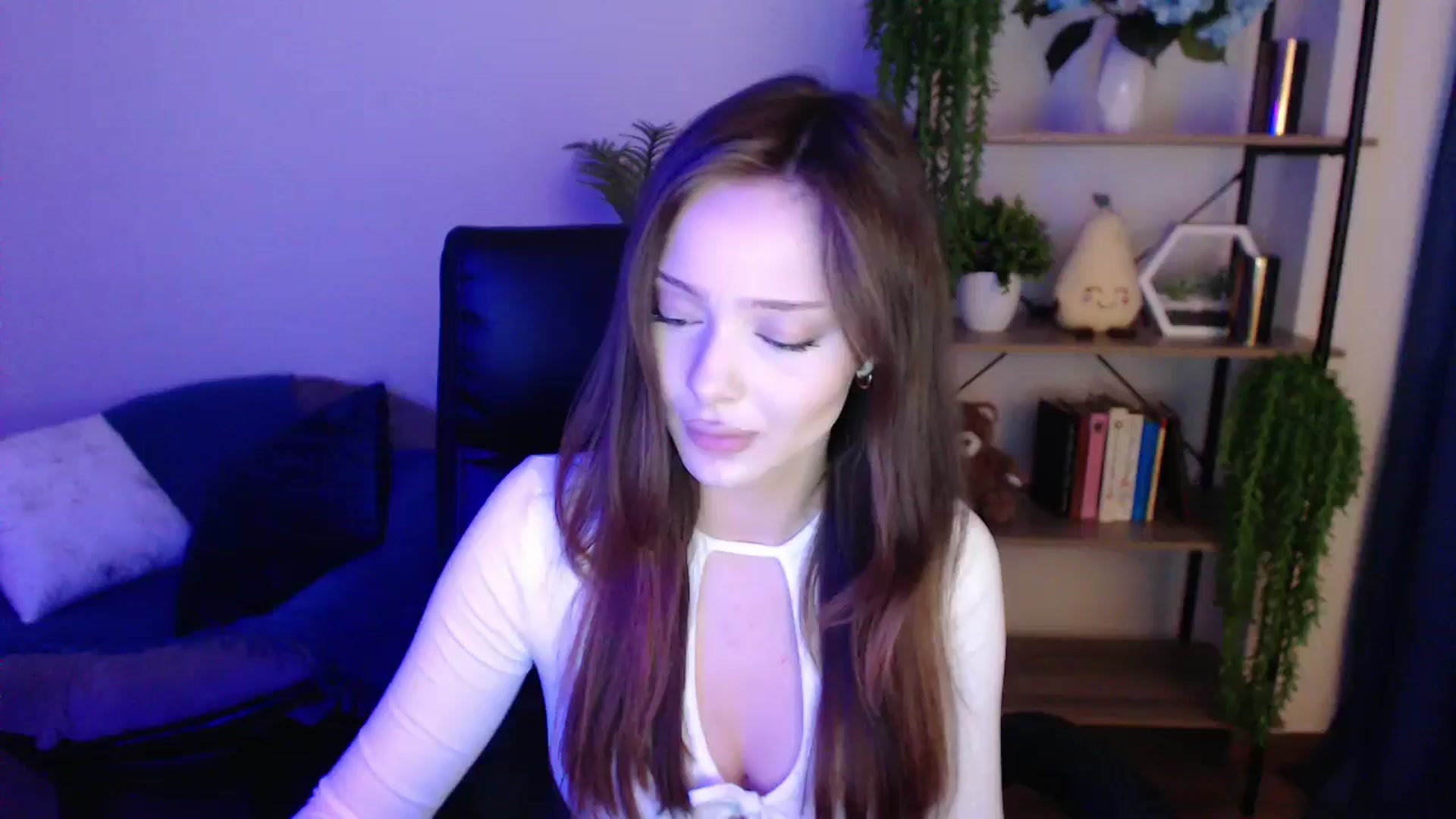 Gallery image thumbnail from KateManelli's myfreecams stream on, 03/14/2025, 13:02 image 1 of 20