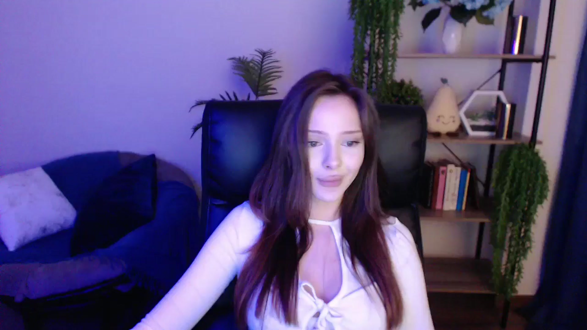 Gallery image thumbnail from KateManelli's myfreecams stream on, 03/14/2025, 13:02 image 9 of 20