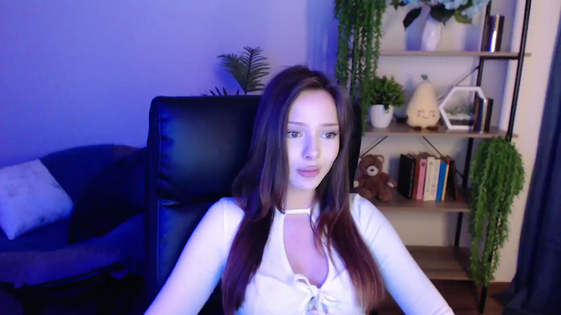 Gallery image thumbnail from KateManelli's myfreecams stream on, 03/14/2025, 13:43 image 8 of 20