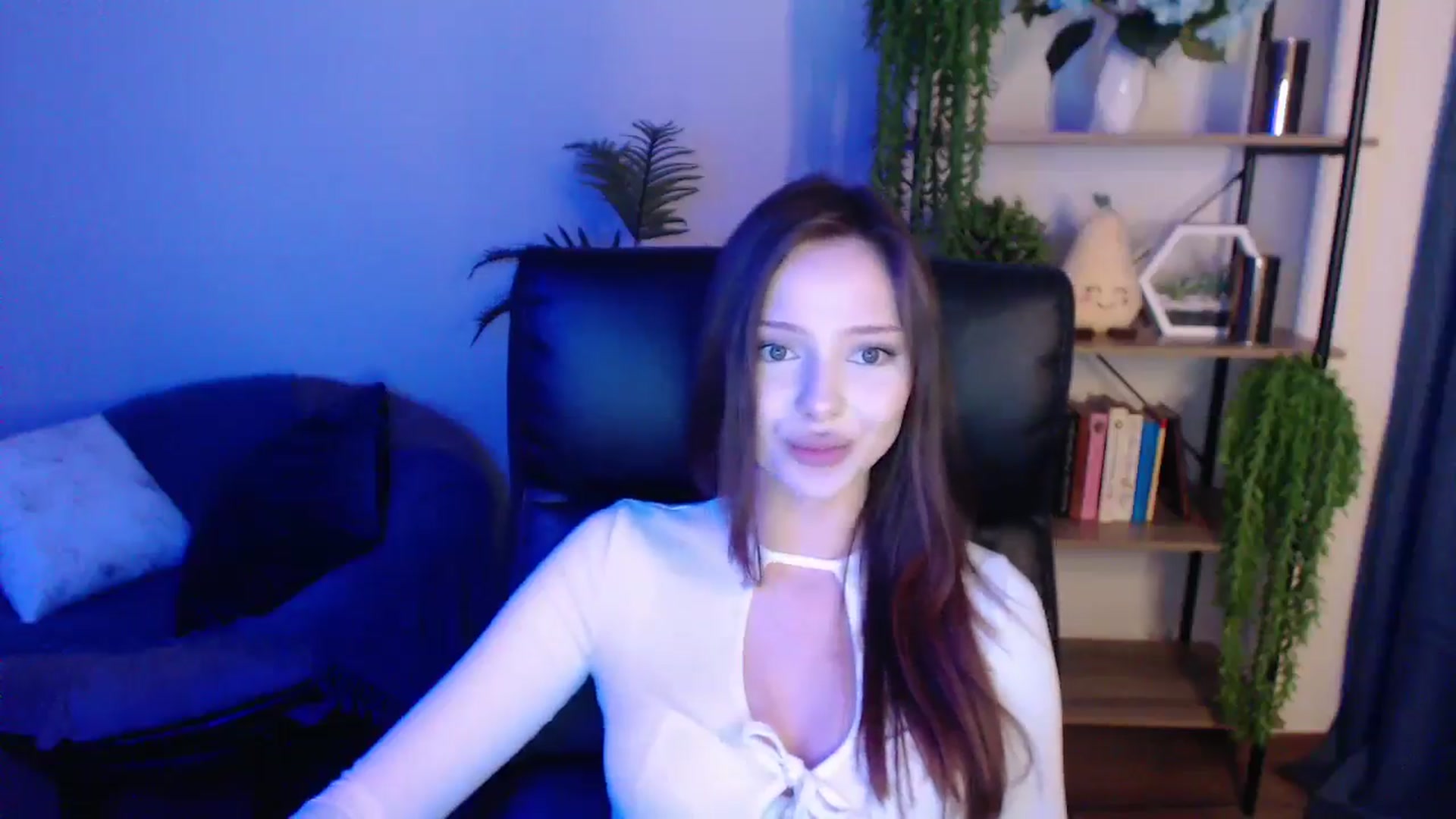 Gallery image thumbnail from KateManelli's myfreecams stream on, 03/14/2025, 14:35 image 18 of 20