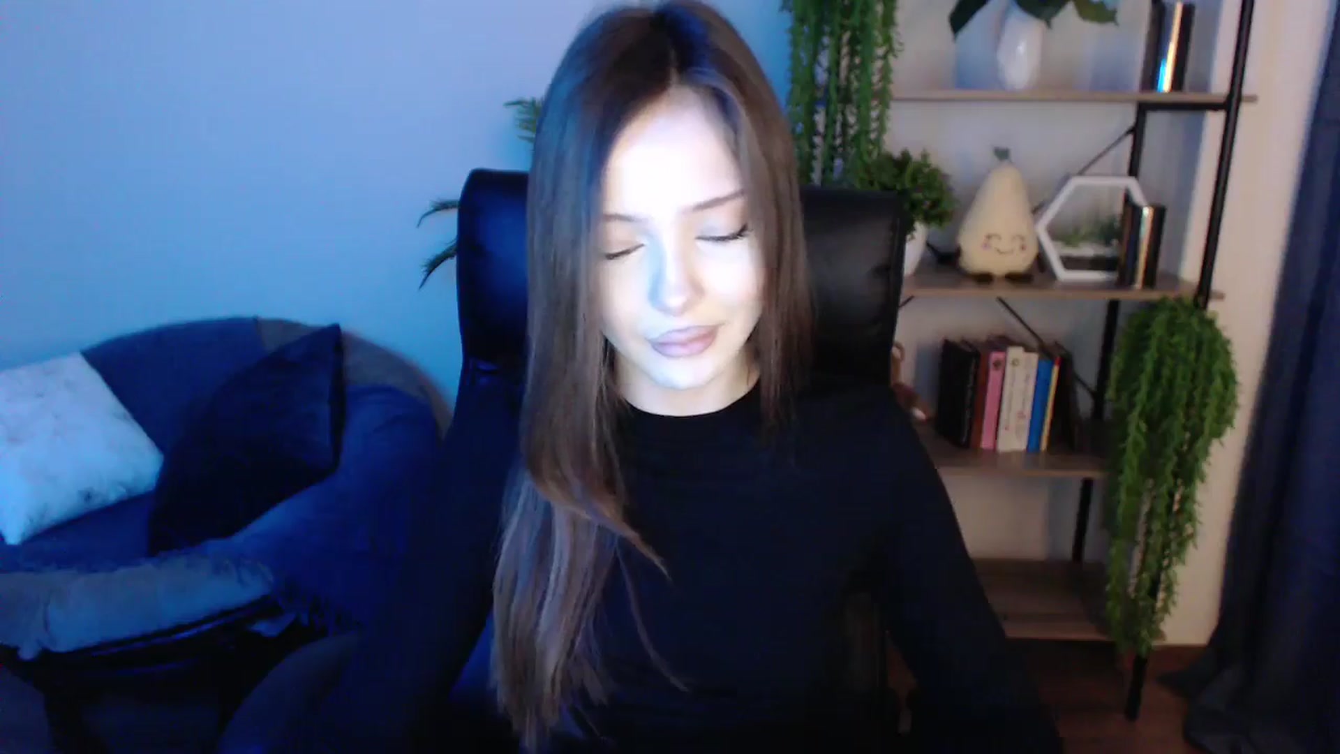 Gallery image thumbnail from KateManelli's myfreecams stream on, 03/15/2025, 09:51 image 14 of 20