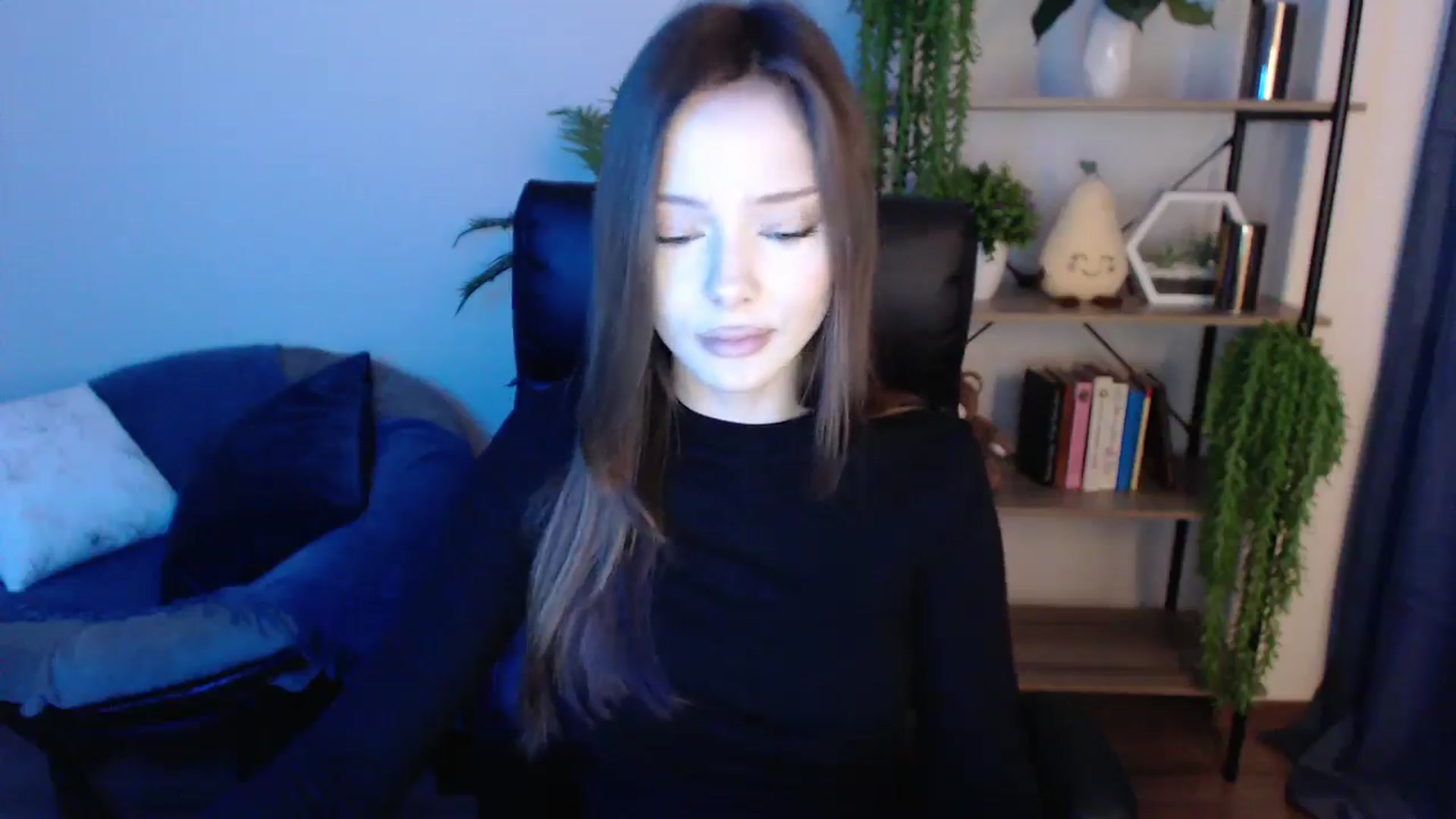 Gallery image thumbnail from KateManelli's myfreecams stream on, 03/15/2025, 09:51 image 7 of 20