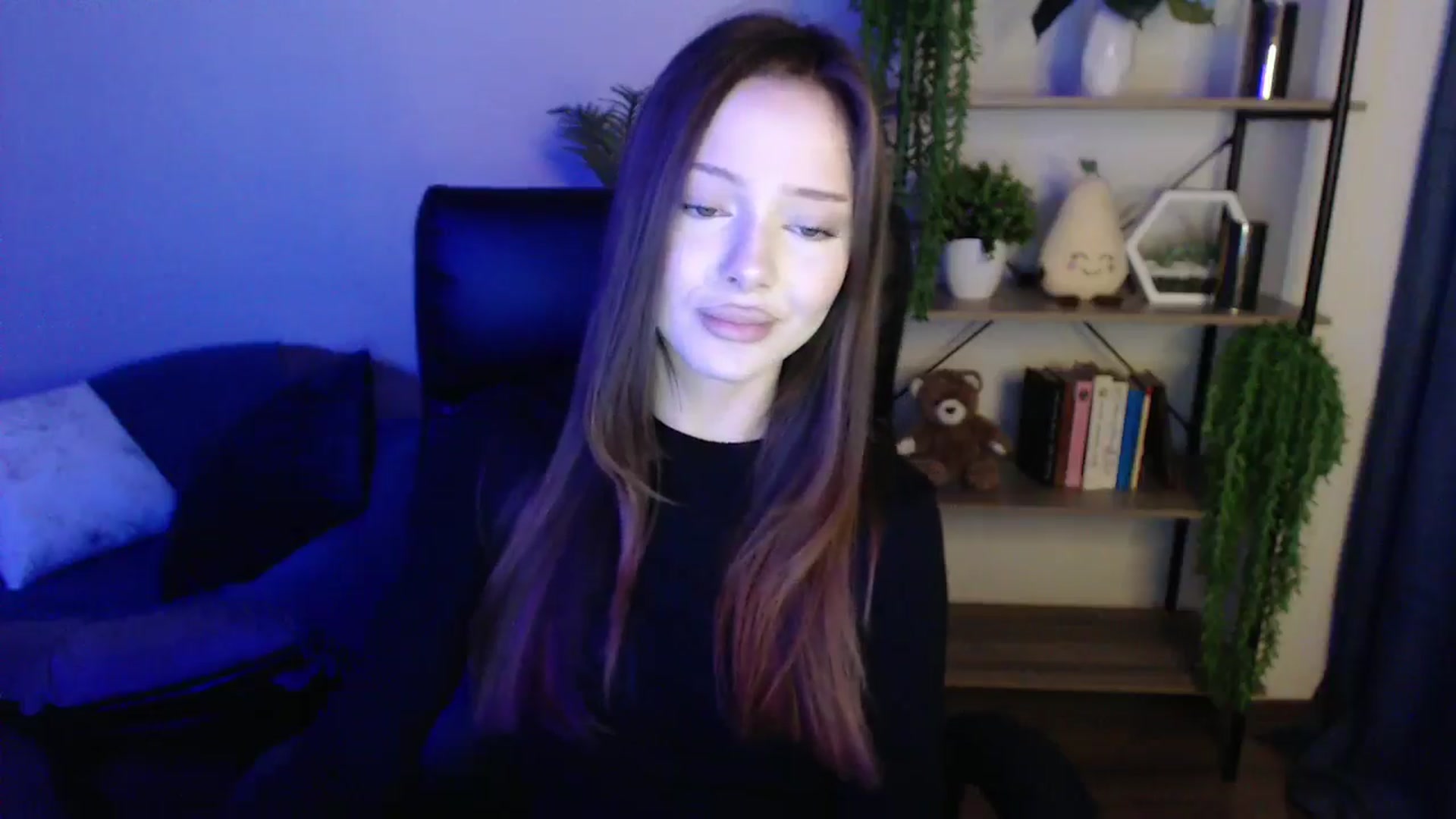 Gallery image thumbnail from KateManelli's myfreecams stream on, 03/15/2025, 10:34 image 11 of 20