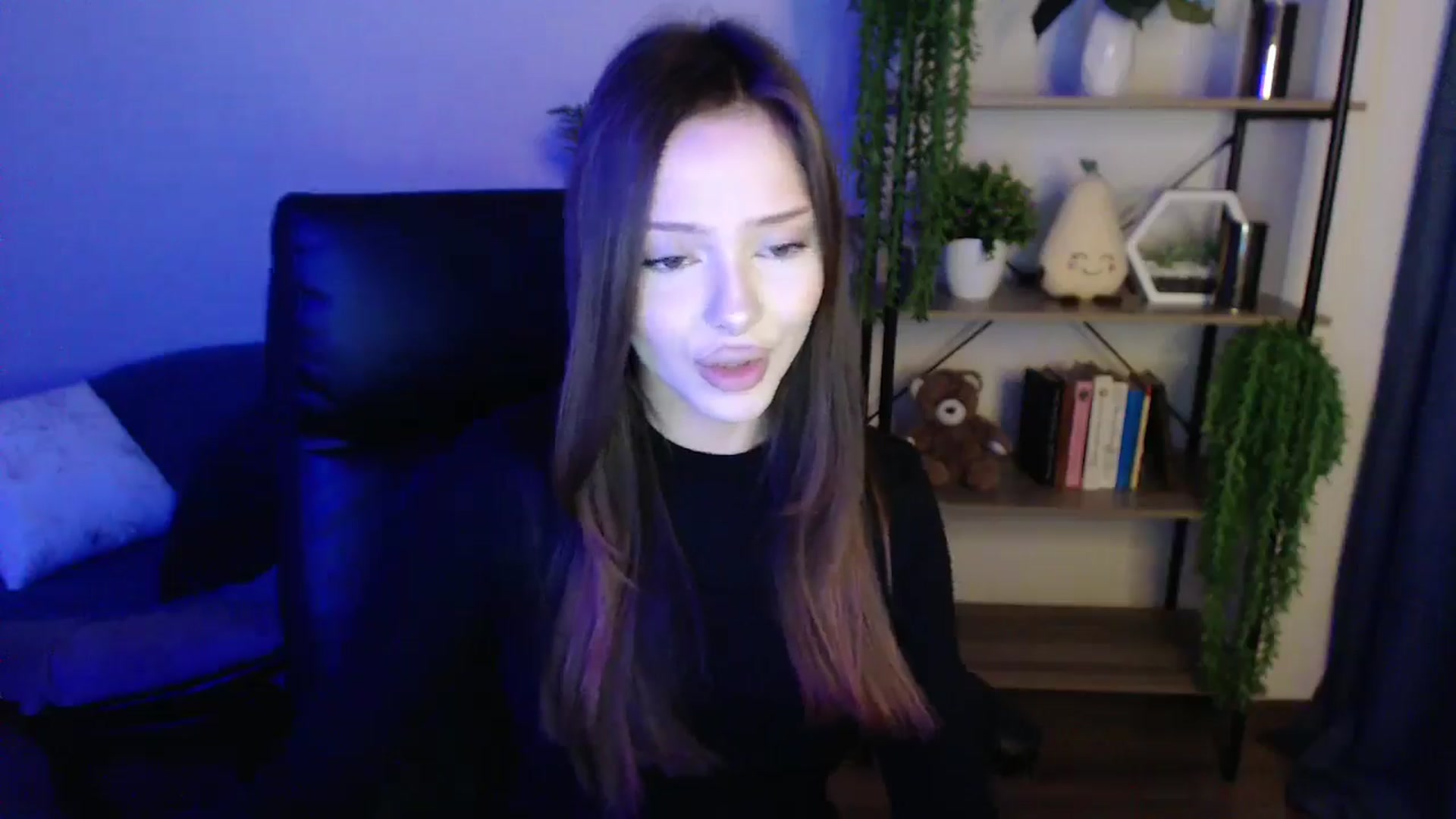 Gallery image thumbnail from KateManelli's myfreecams stream on, 03/15/2025, 10:34 image 8 of 20