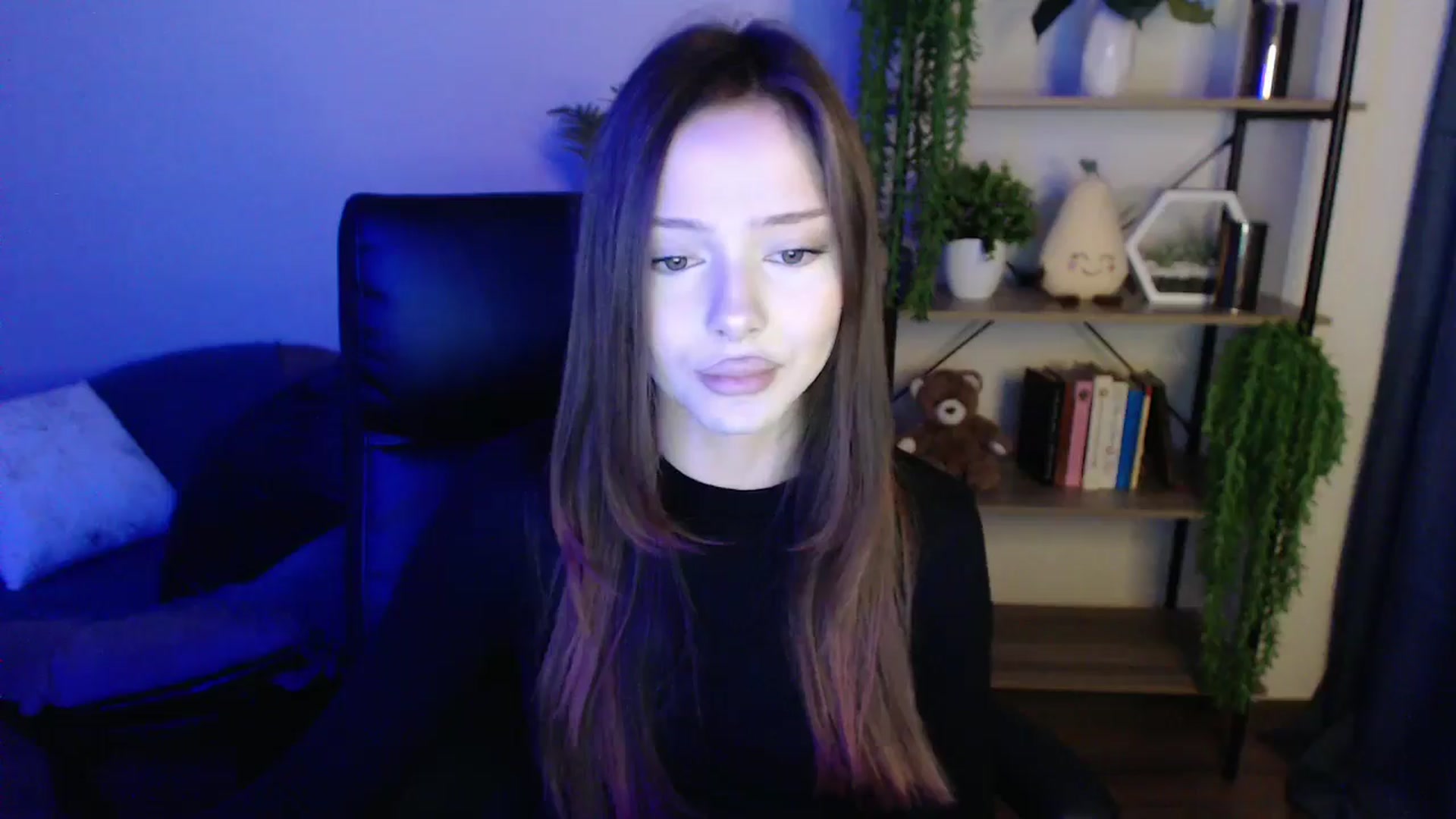 Gallery image thumbnail from KateManelli's myfreecams stream on, 03/15/2025, 10:34 image 7 of 20