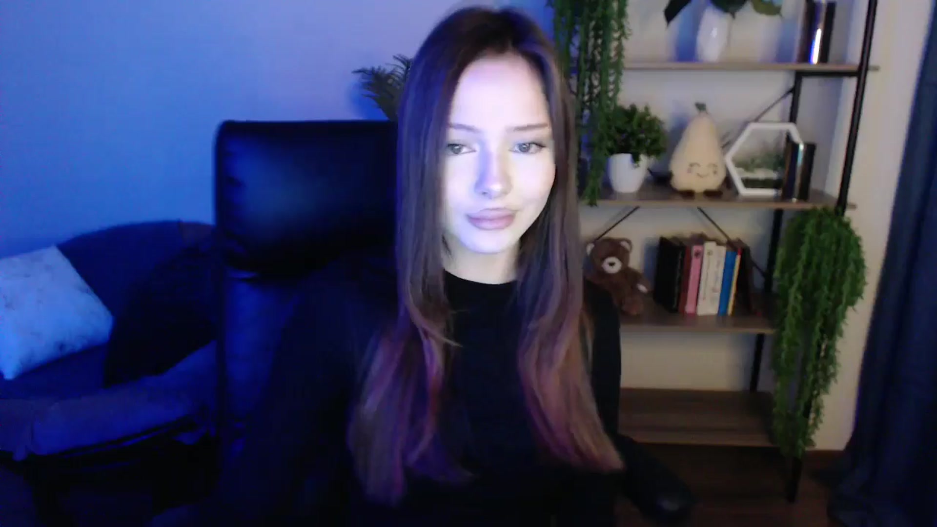 Gallery image thumbnail from KateManelli's myfreecams stream on, 03/15/2025, 10:34 image 9 of 20