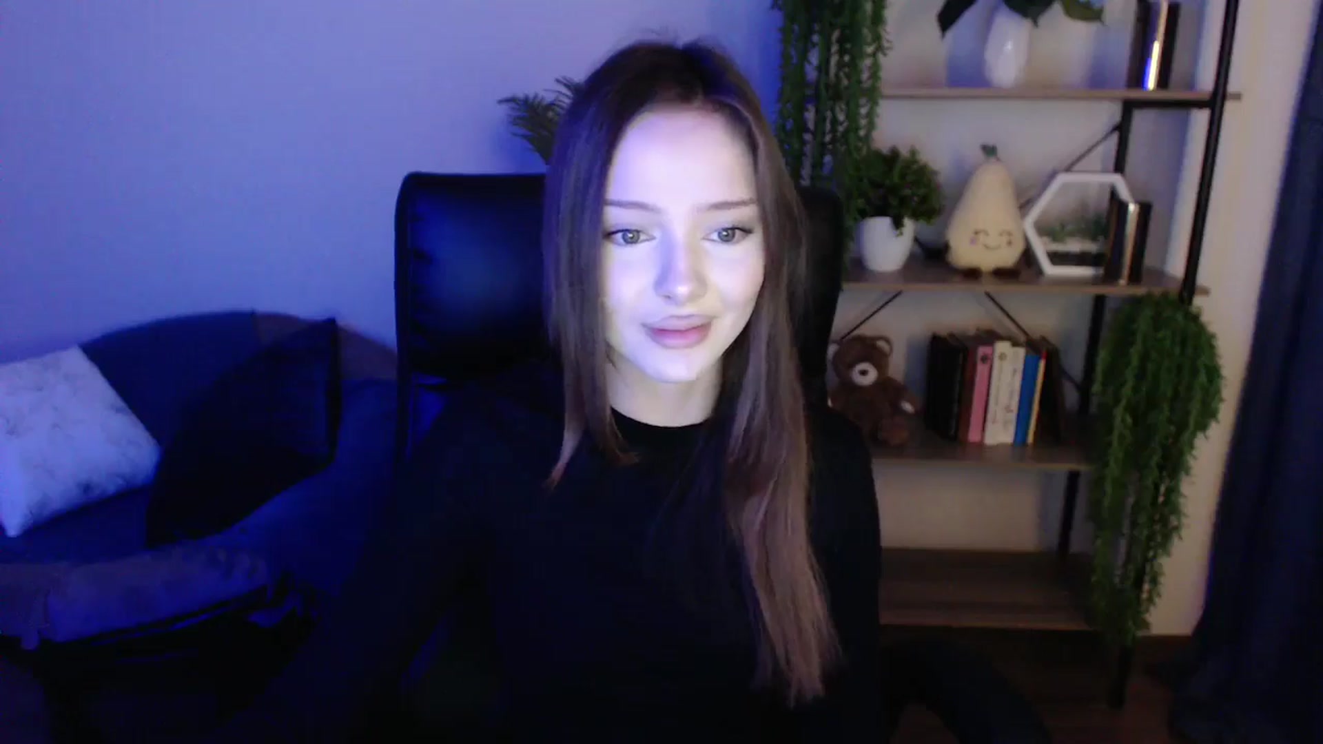 Gallery image thumbnail from KateManelli's myfreecams stream on, 03/15/2025, 12:27 image 7 of 20