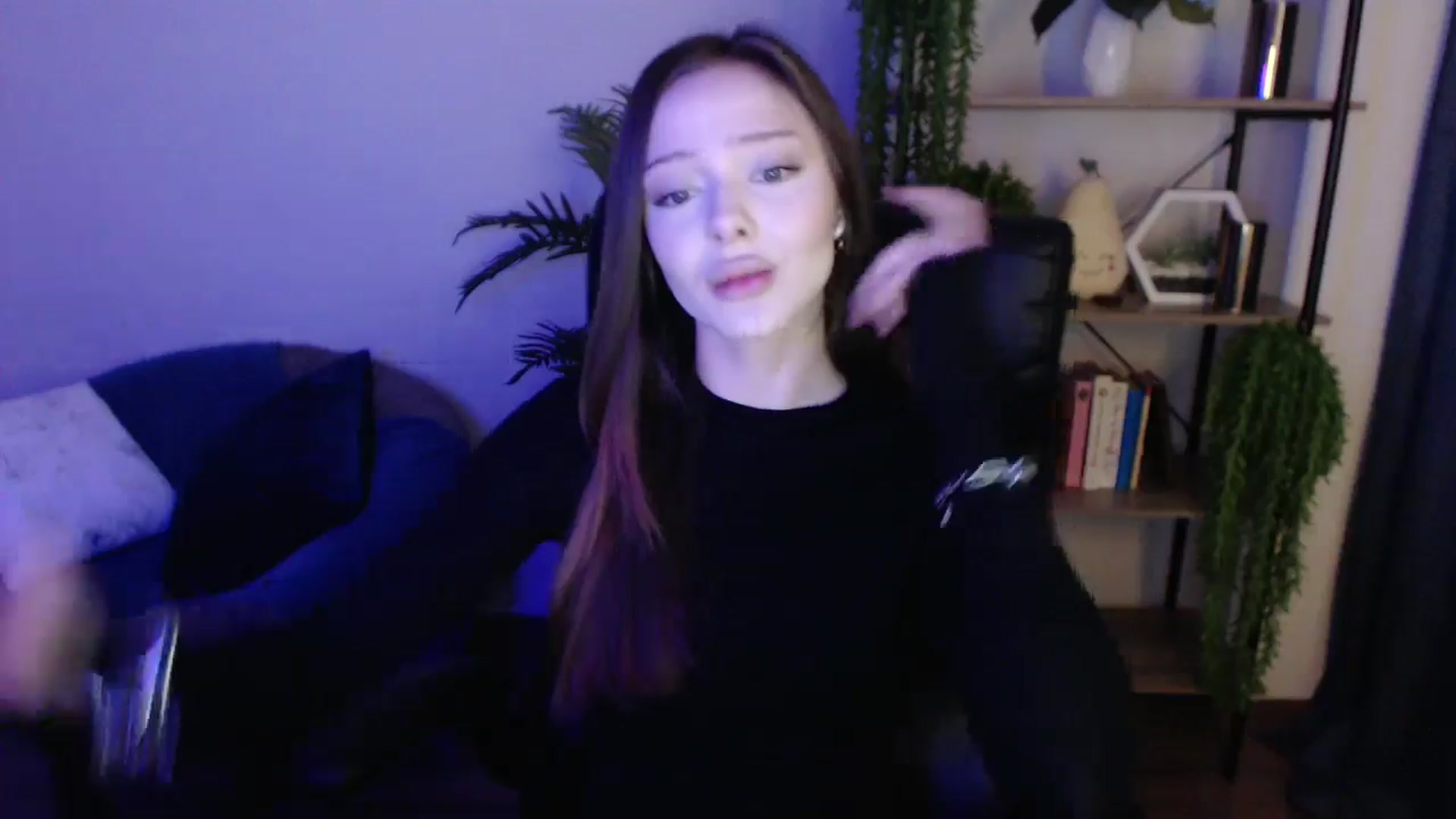 Gallery image thumbnail from KateManelli's myfreecams stream on, 03/15/2025, 12:27 image 2 of 20