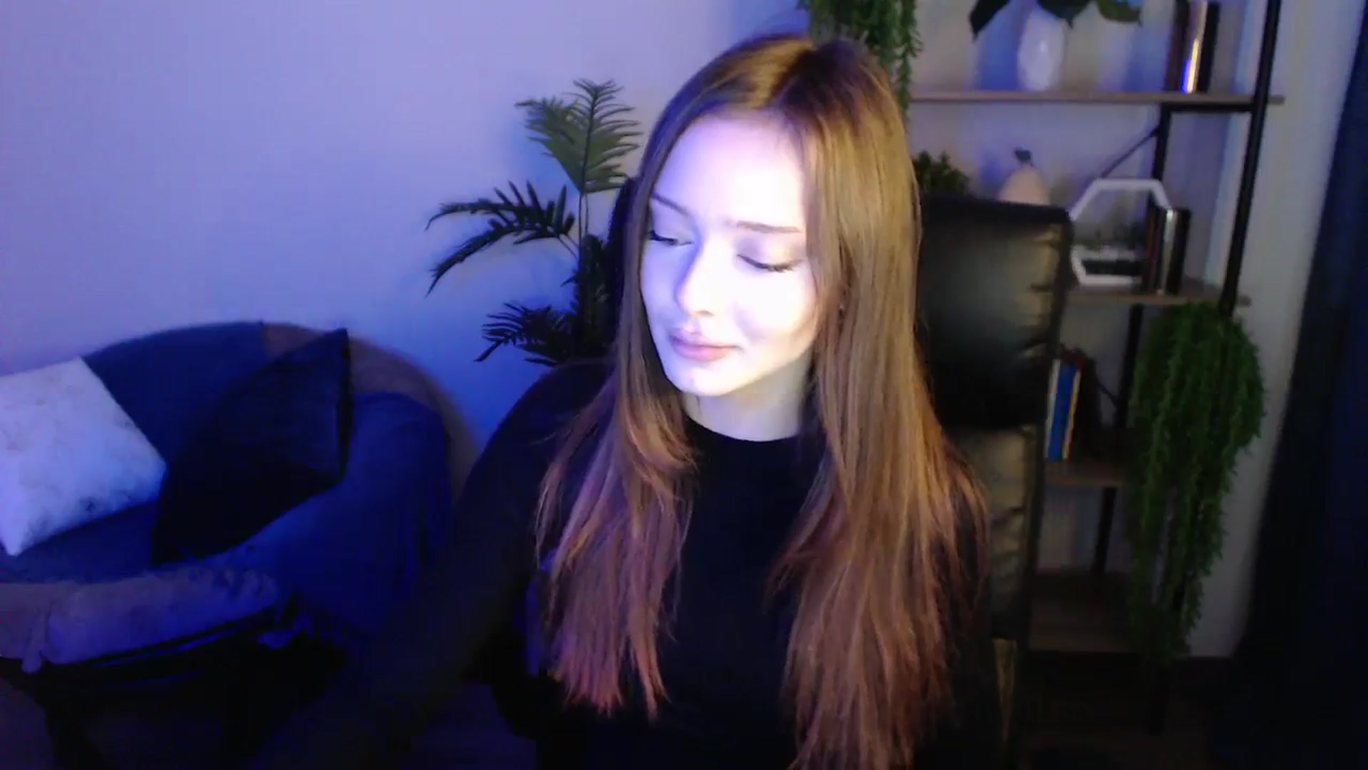 Gallery image thumbnail from KateManelli's myfreecams stream on, 03/15/2025, 12:27 image 12 of 20