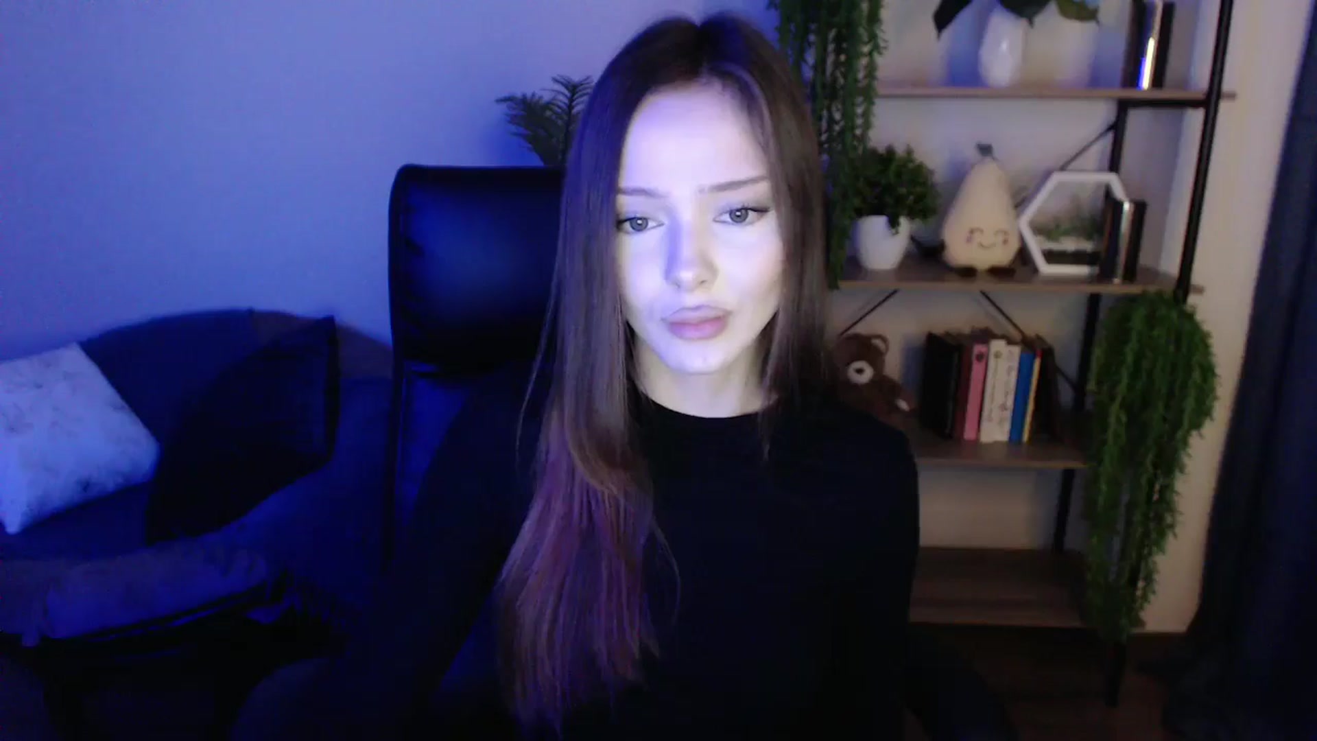 Gallery image thumbnail from KateManelli's myfreecams stream on, 03/15/2025, 13:25 image 5 of 20