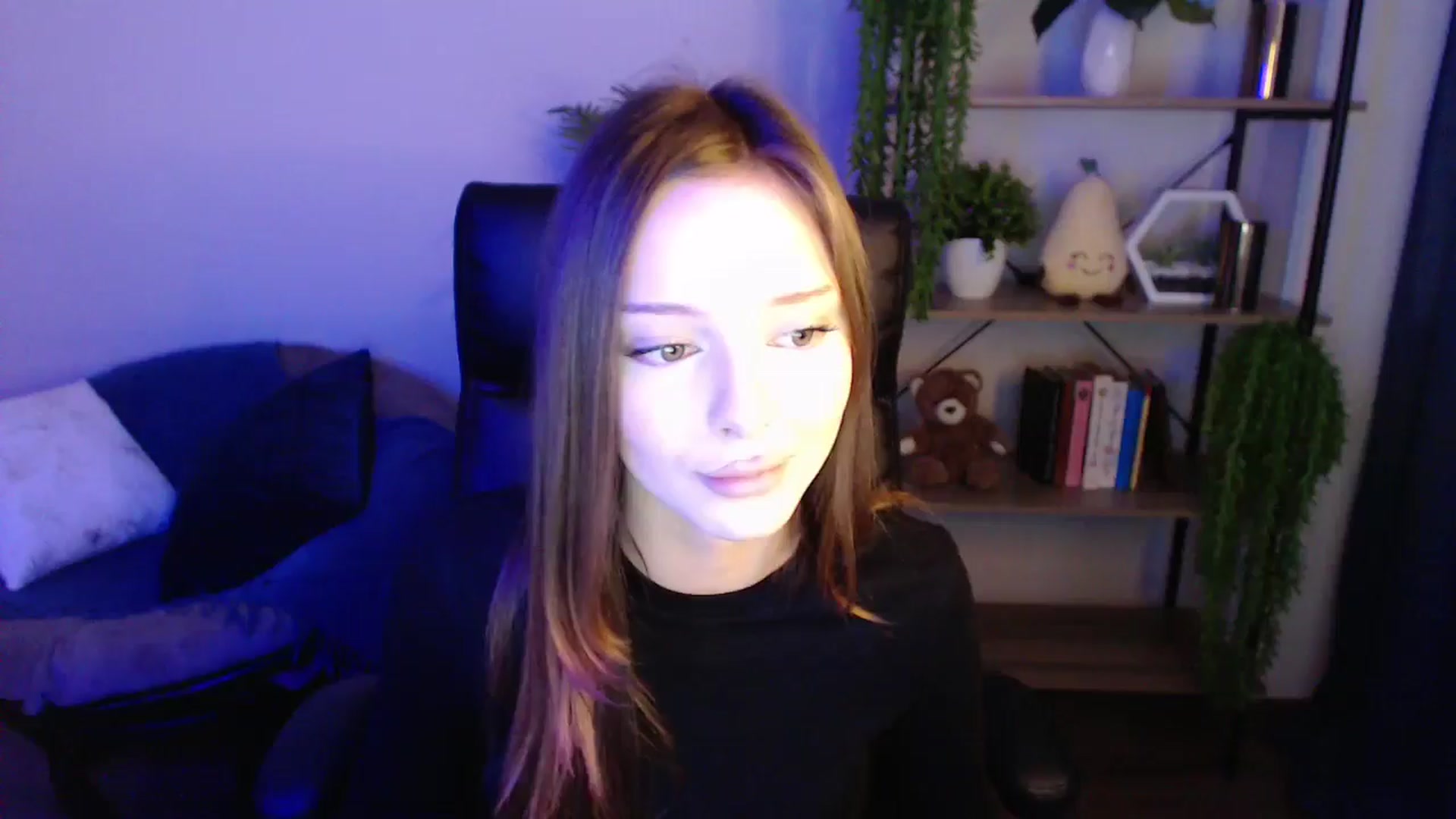 Gallery image thumbnail from KateManelli's myfreecams stream on, 03/15/2025, 13:25 image 1 of 20