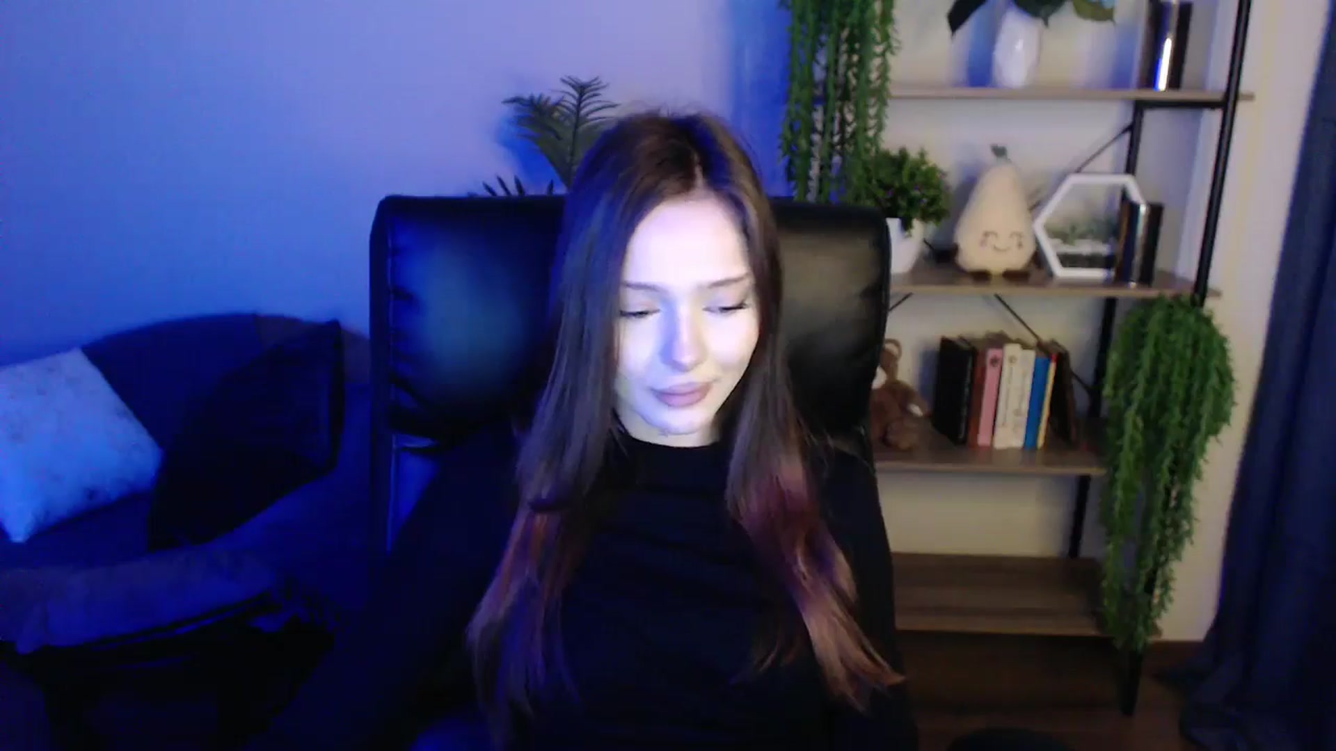 Gallery image thumbnail from KateManelli's myfreecams stream on, 03/15/2025, 14:53 image 10 of 20
