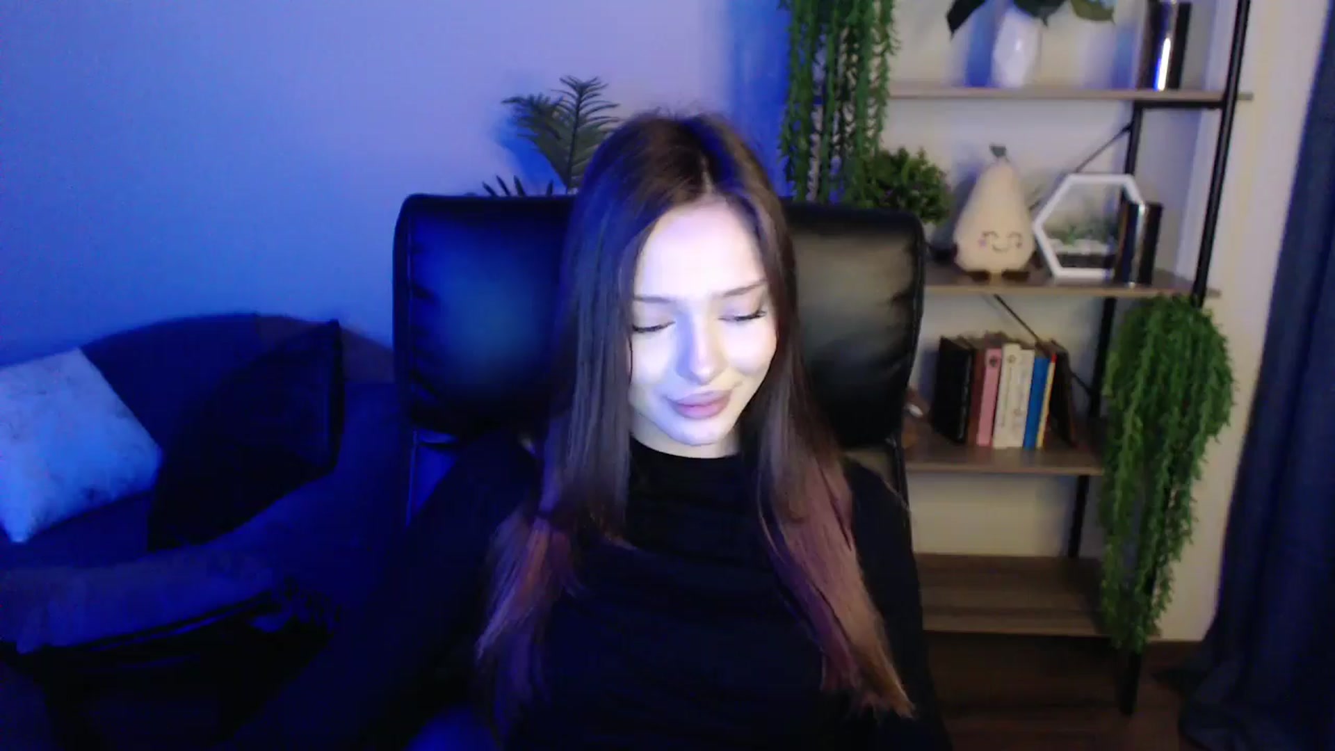 Gallery image thumbnail from KateManelli's myfreecams stream on, 03/15/2025, 14:53 image 6 of 20