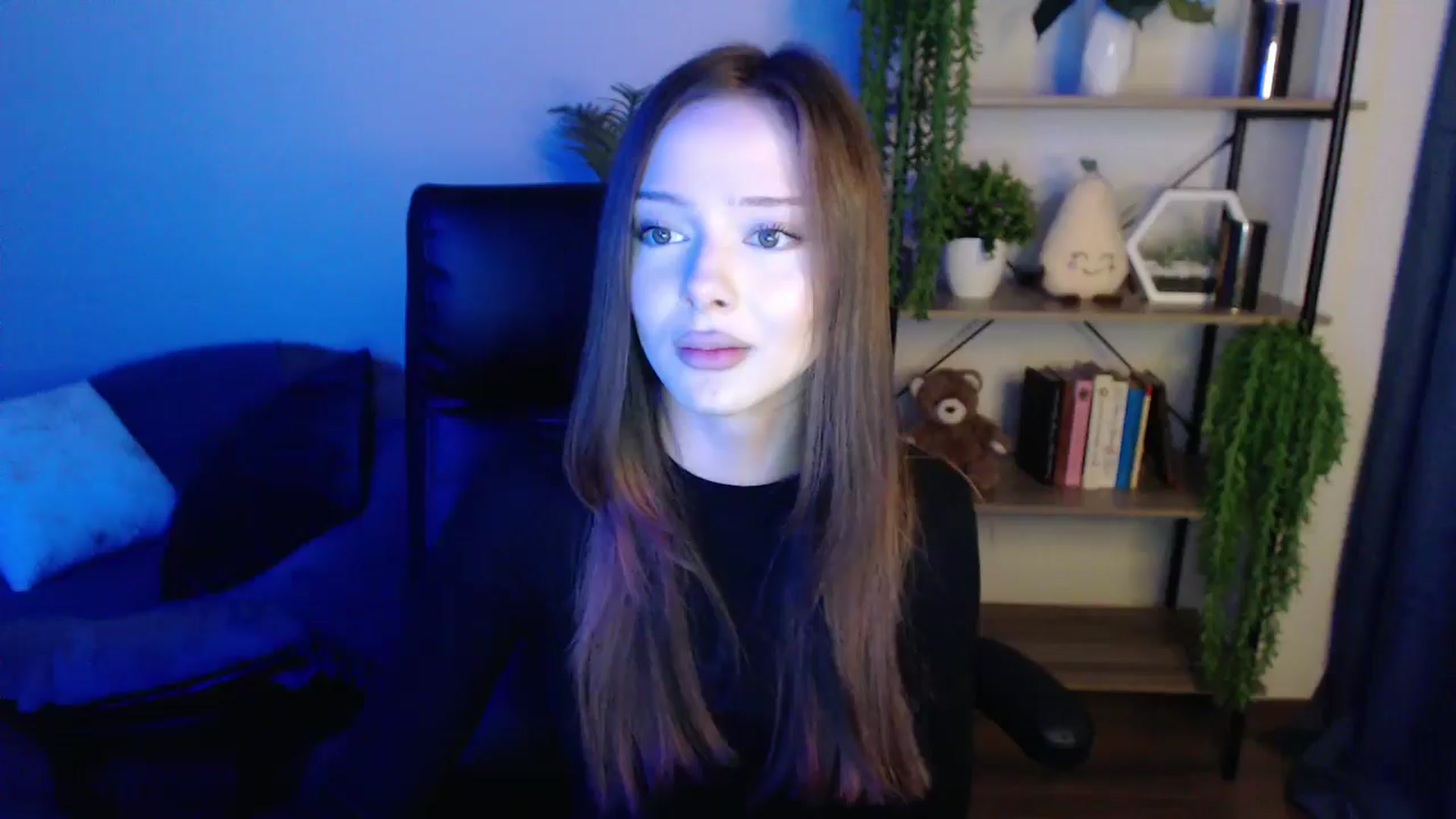 Gallery image thumbnail from KateManelli's myfreecams stream on, 03/15/2025, 14:53 image 14 of 20