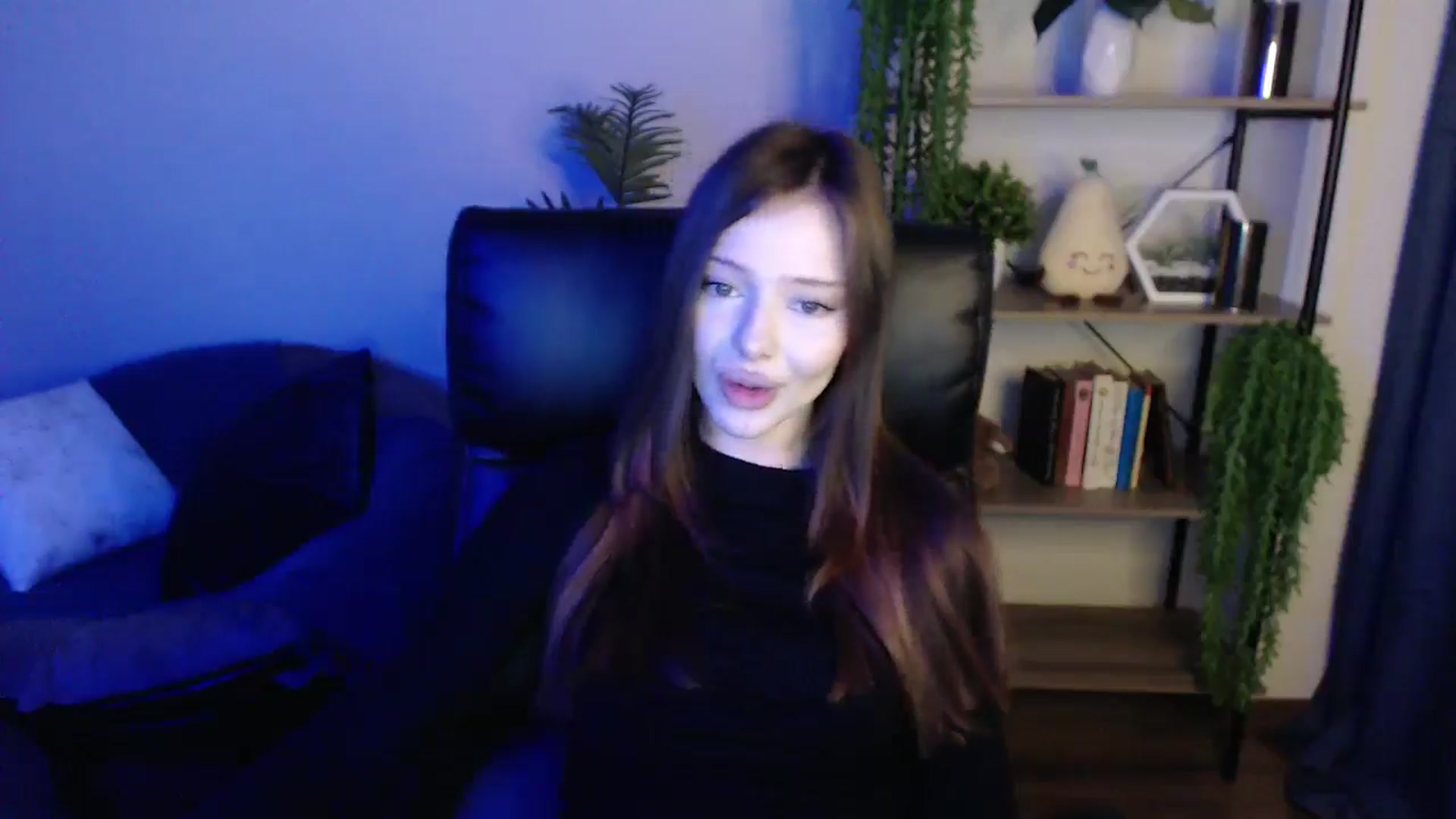 Gallery image thumbnail from KateManelli's myfreecams stream on, 03/15/2025, 14:53 image 18 of 20