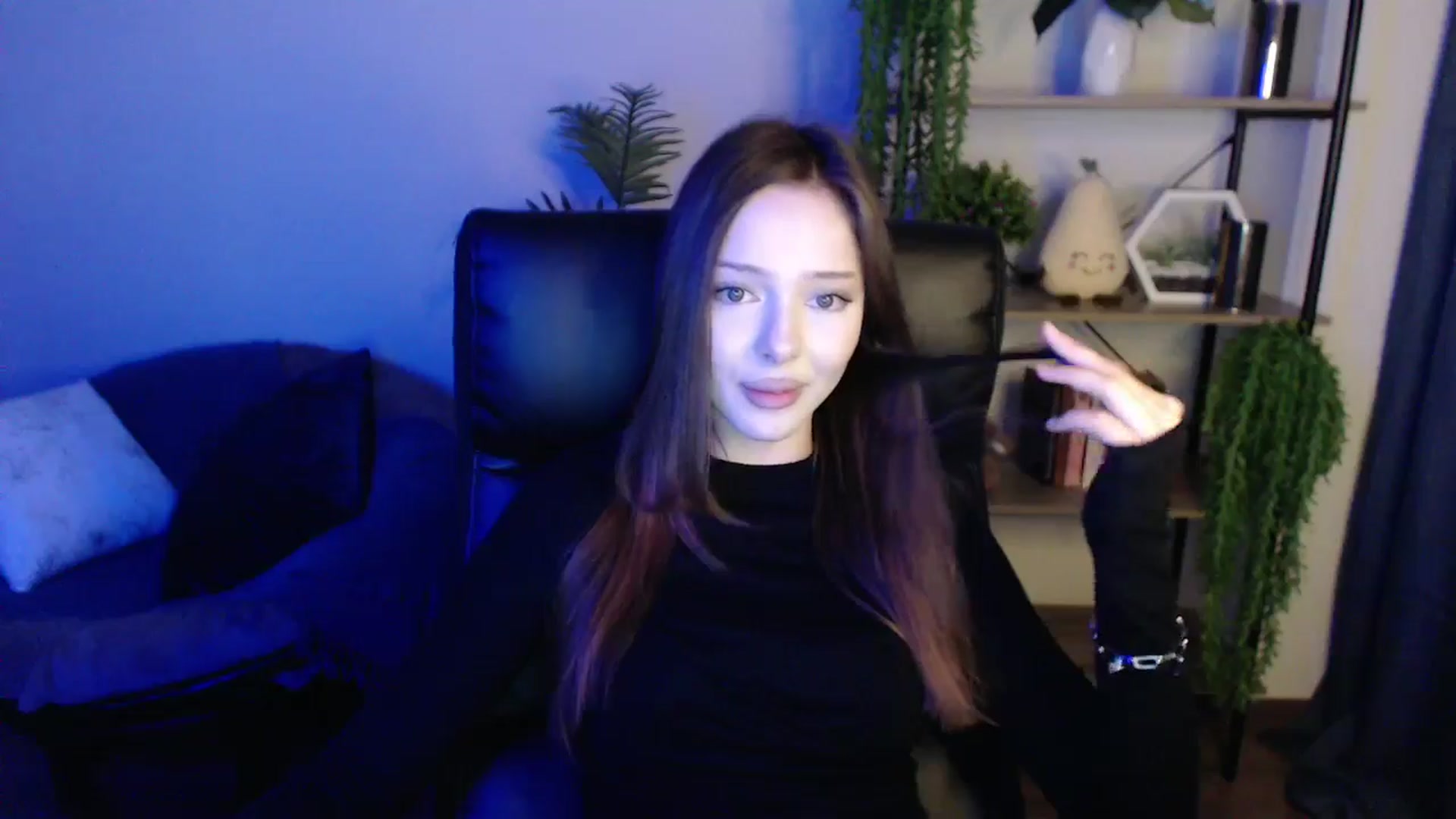 Gallery image thumbnail from KateManelli's myfreecams stream on, 03/15/2025, 14:53 image 8 of 20