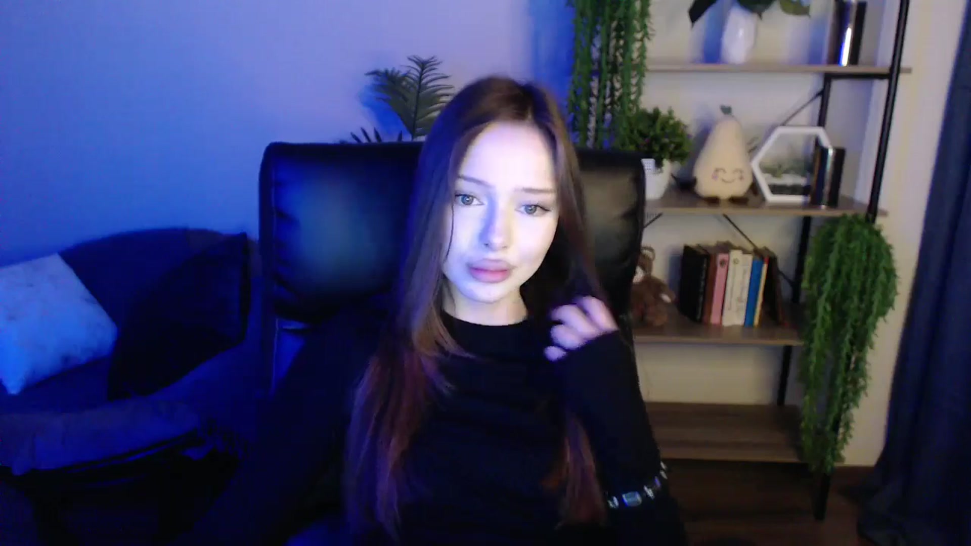 Gallery image thumbnail from KateManelli's myfreecams stream on, 03/15/2025, 14:53 image 4 of 20